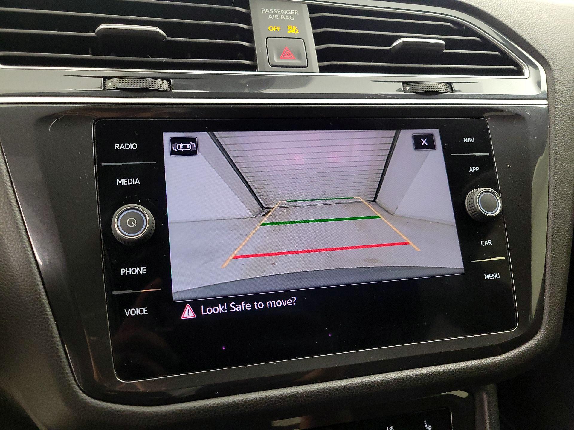 Thumbnail: 2024 Volkswagen Tiguan - 15