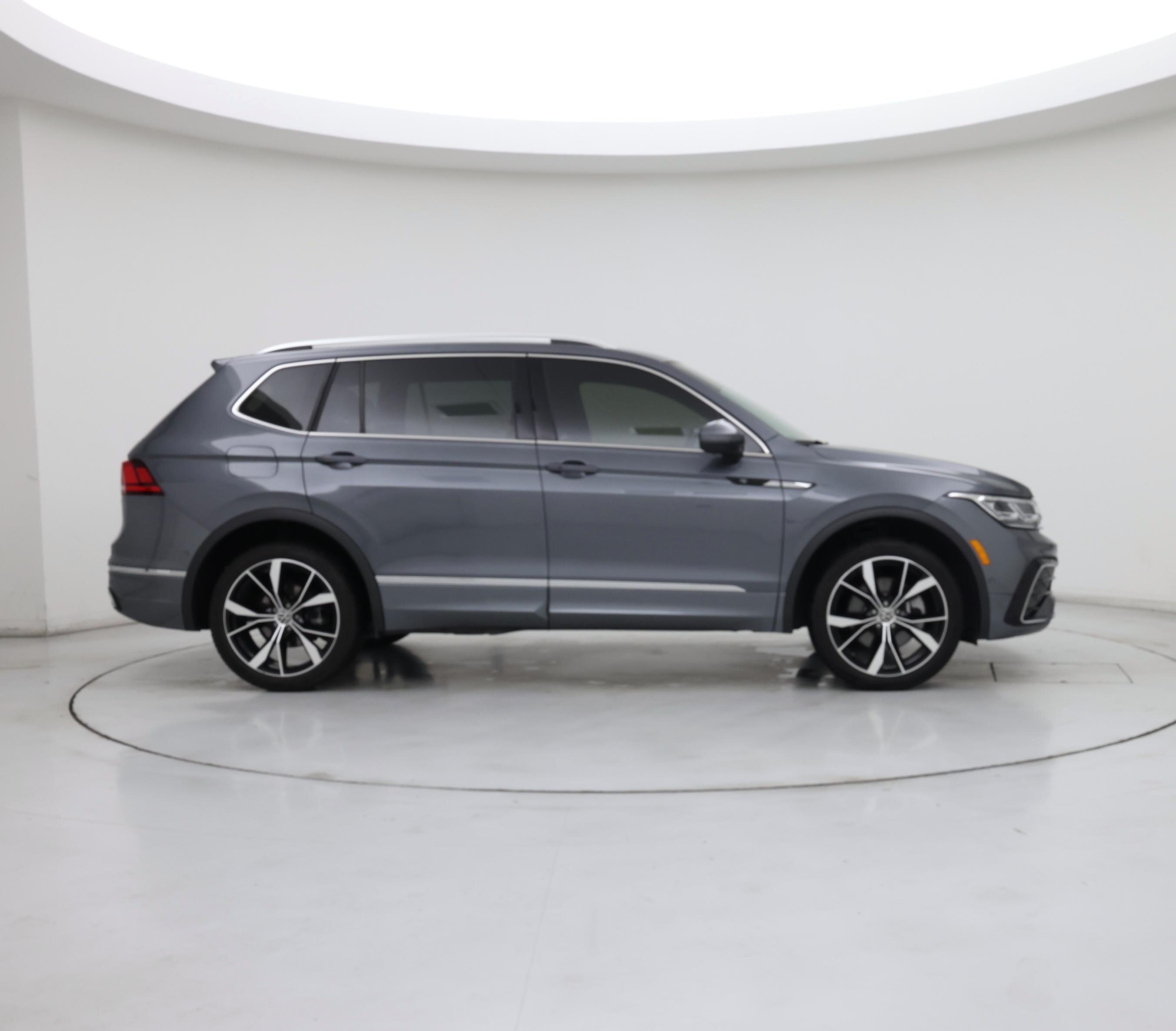 Thumbnail: 2024 Volkswagen Tiguan - 7