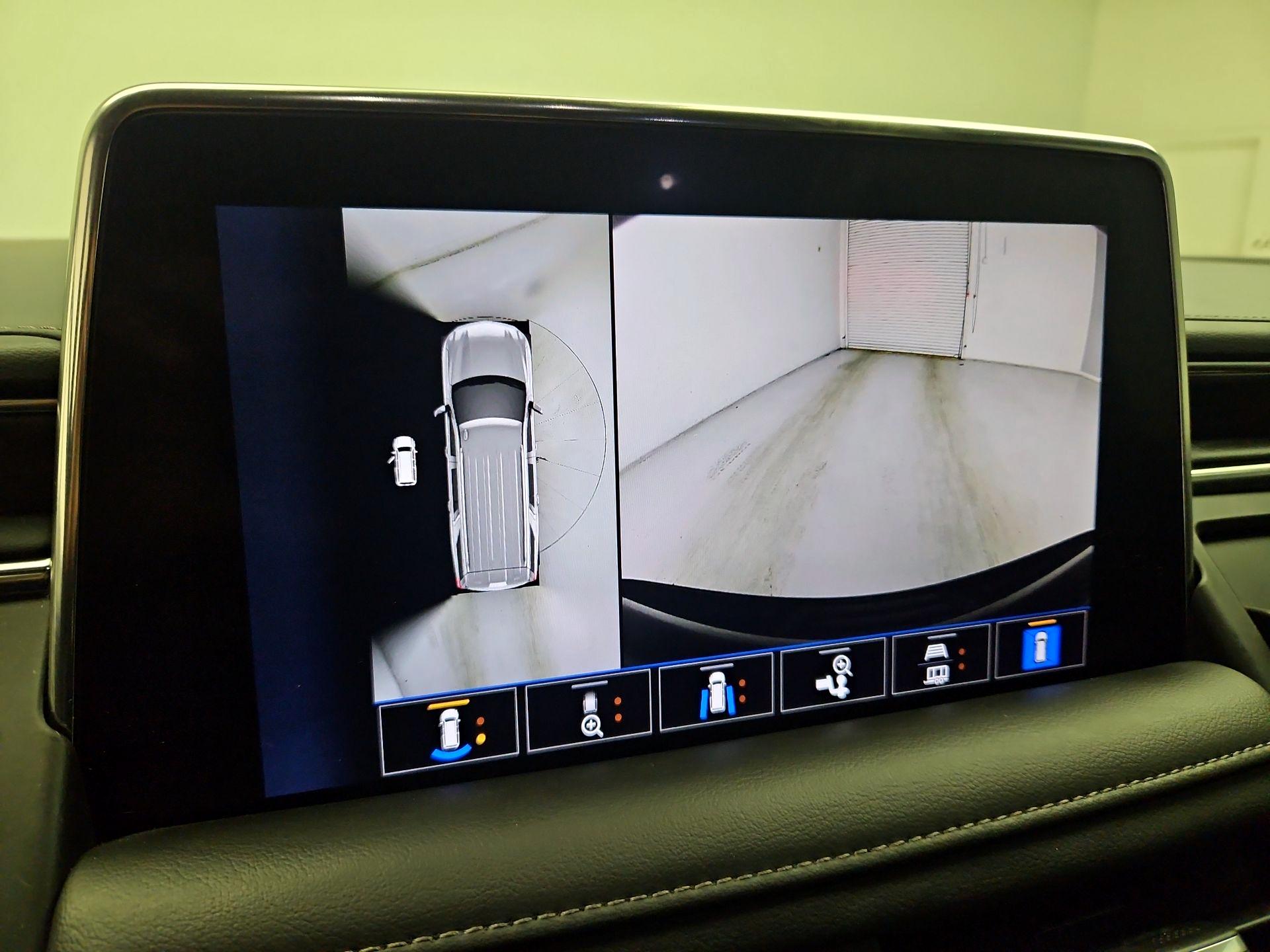 Thumbnail: 2023 Chevrolet Suburban - 14