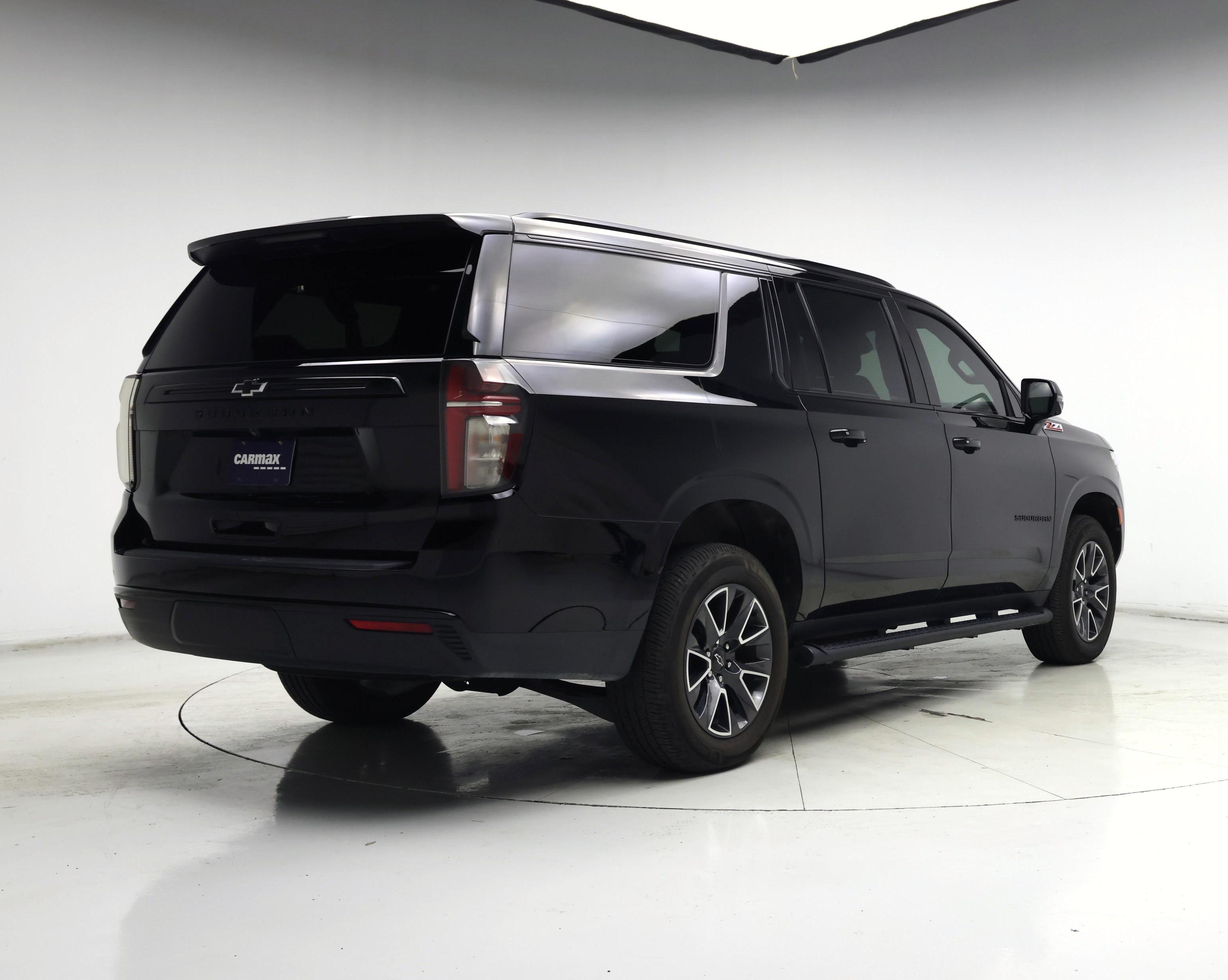 Thumbnail: 2023 Chevrolet Suburban - 8