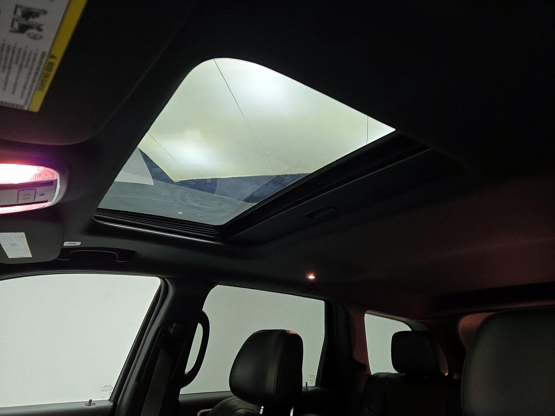 Thumbnail: 2021 Jeep Grand Cherokee - 20