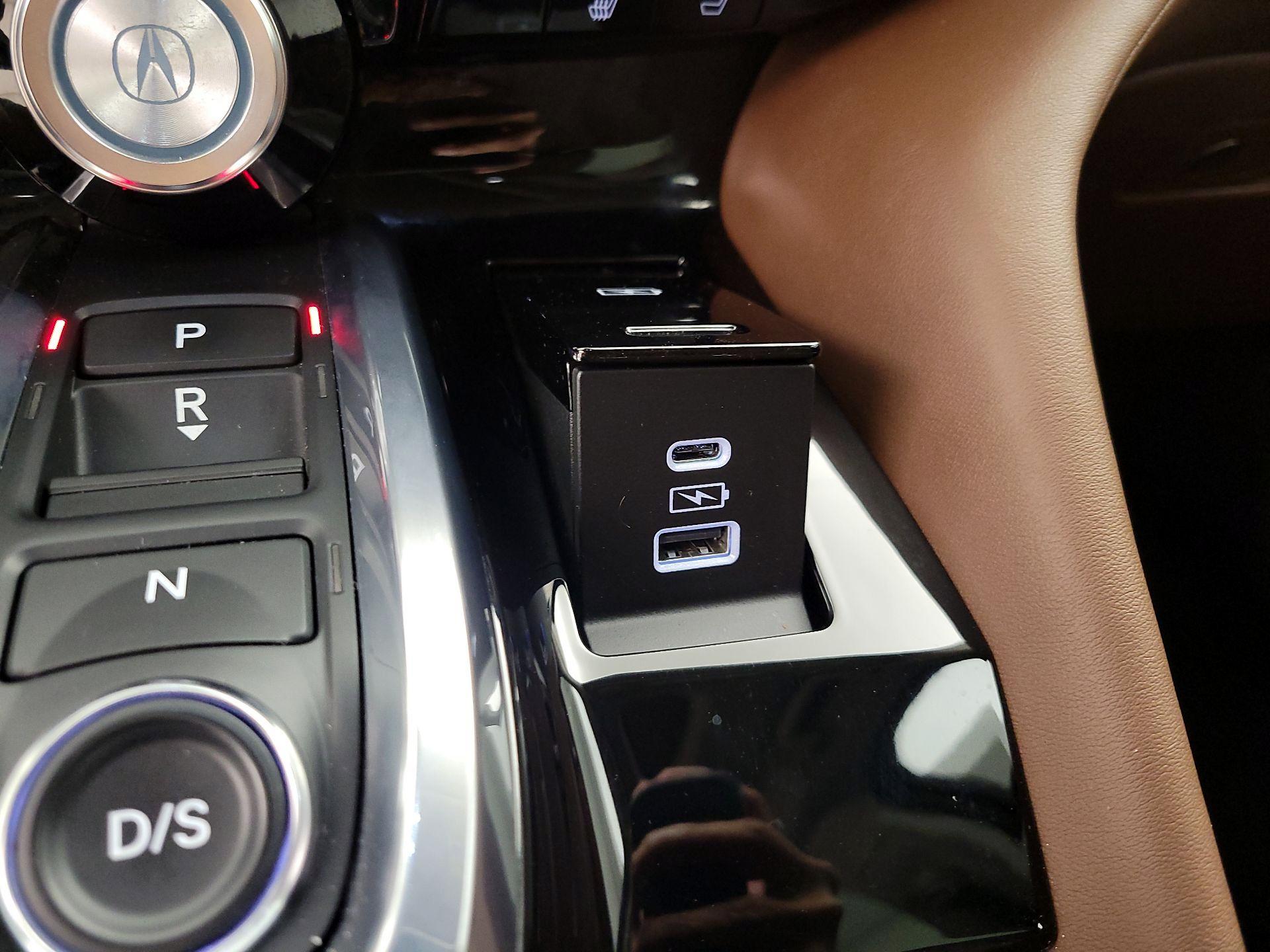 Thumbnail: 2023 Acura MDX - 19