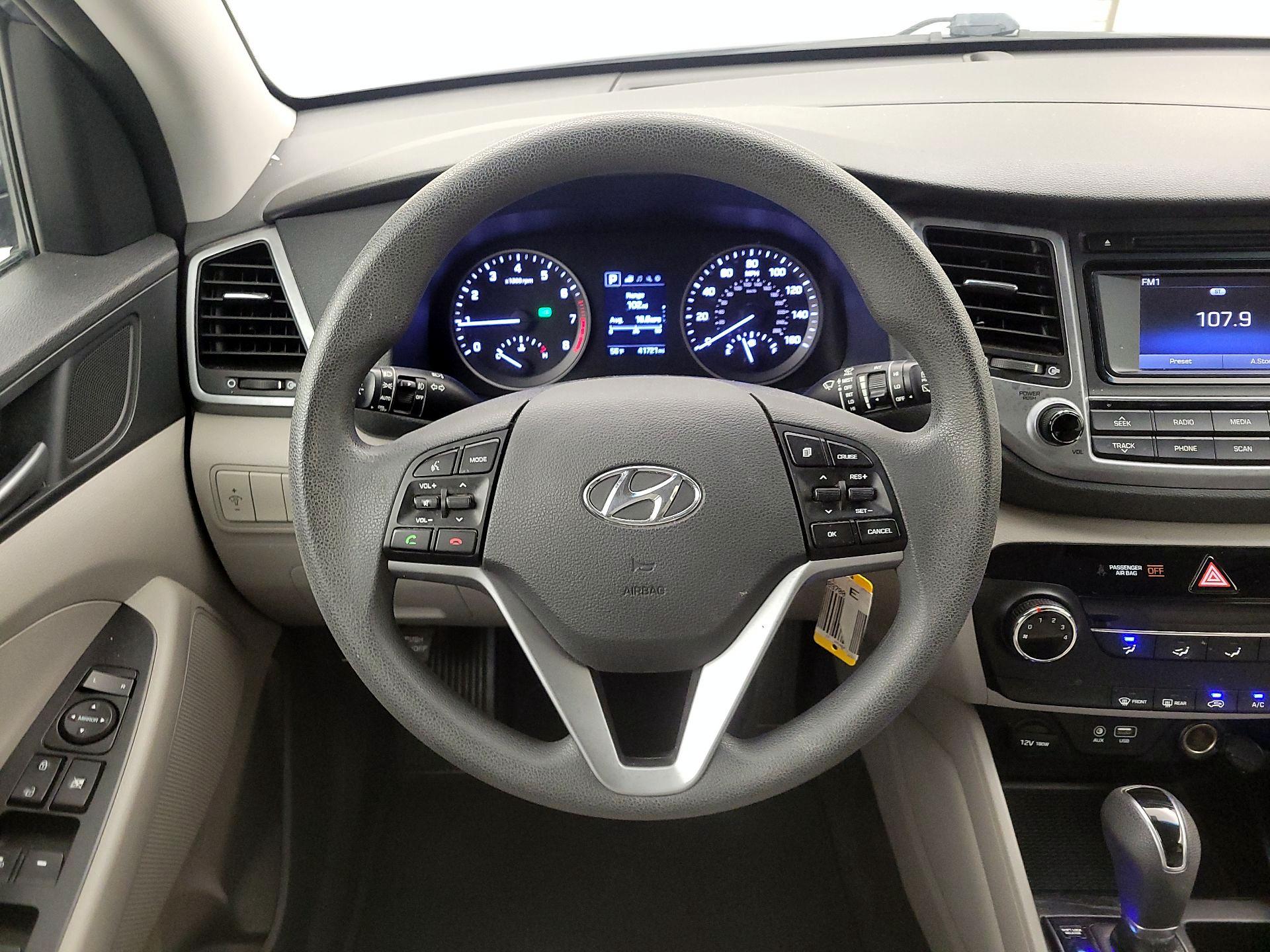 Thumbnail: 2017 Hyundai Tucson - 10