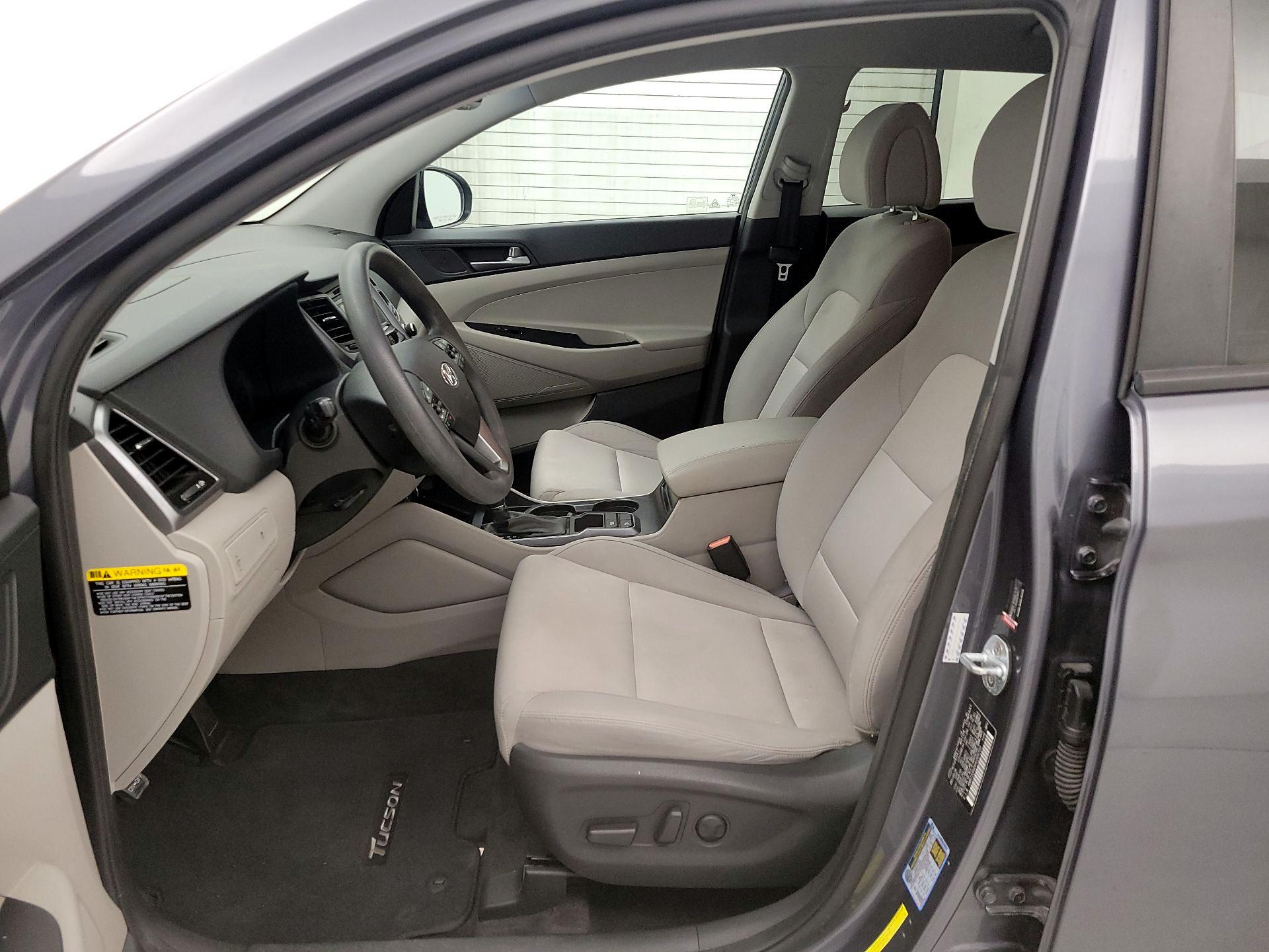 Thumbnail: 2017 Hyundai Tucson - 11