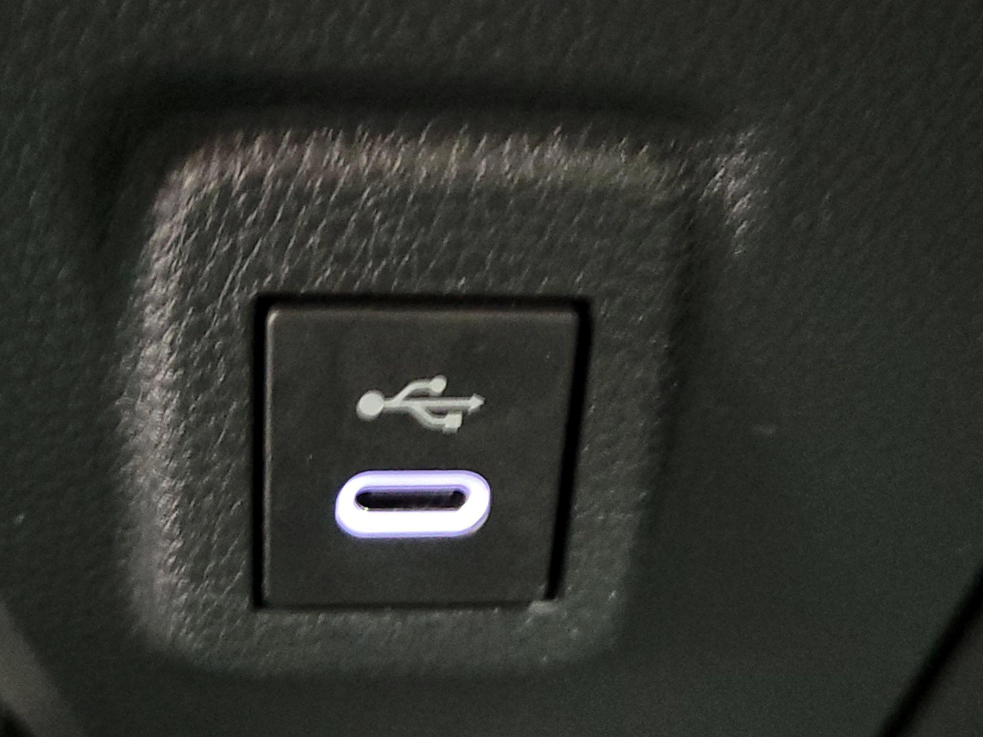 Thumbnail: 2024 Toyota Corolla - 18