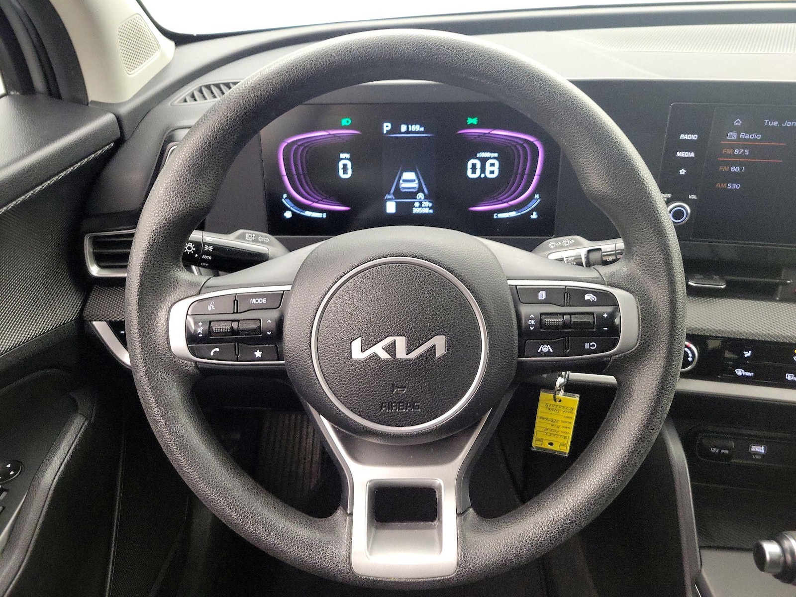 2024 Kia Sportage LX - Photo 11