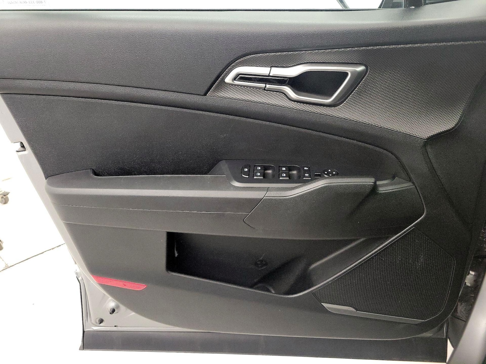 2024 Kia Sportage LX - Photo 13