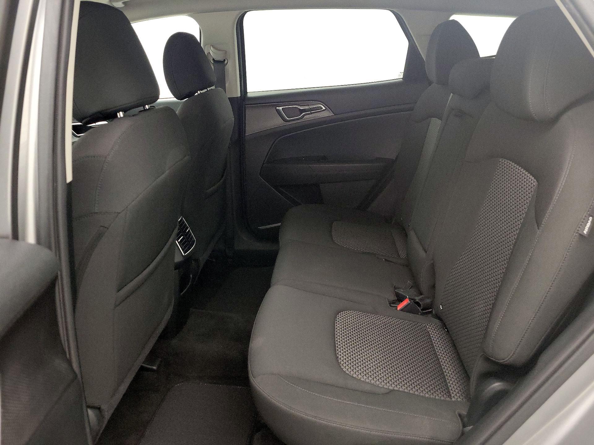 Thumbnail: 2024 Kia Sportage - 19