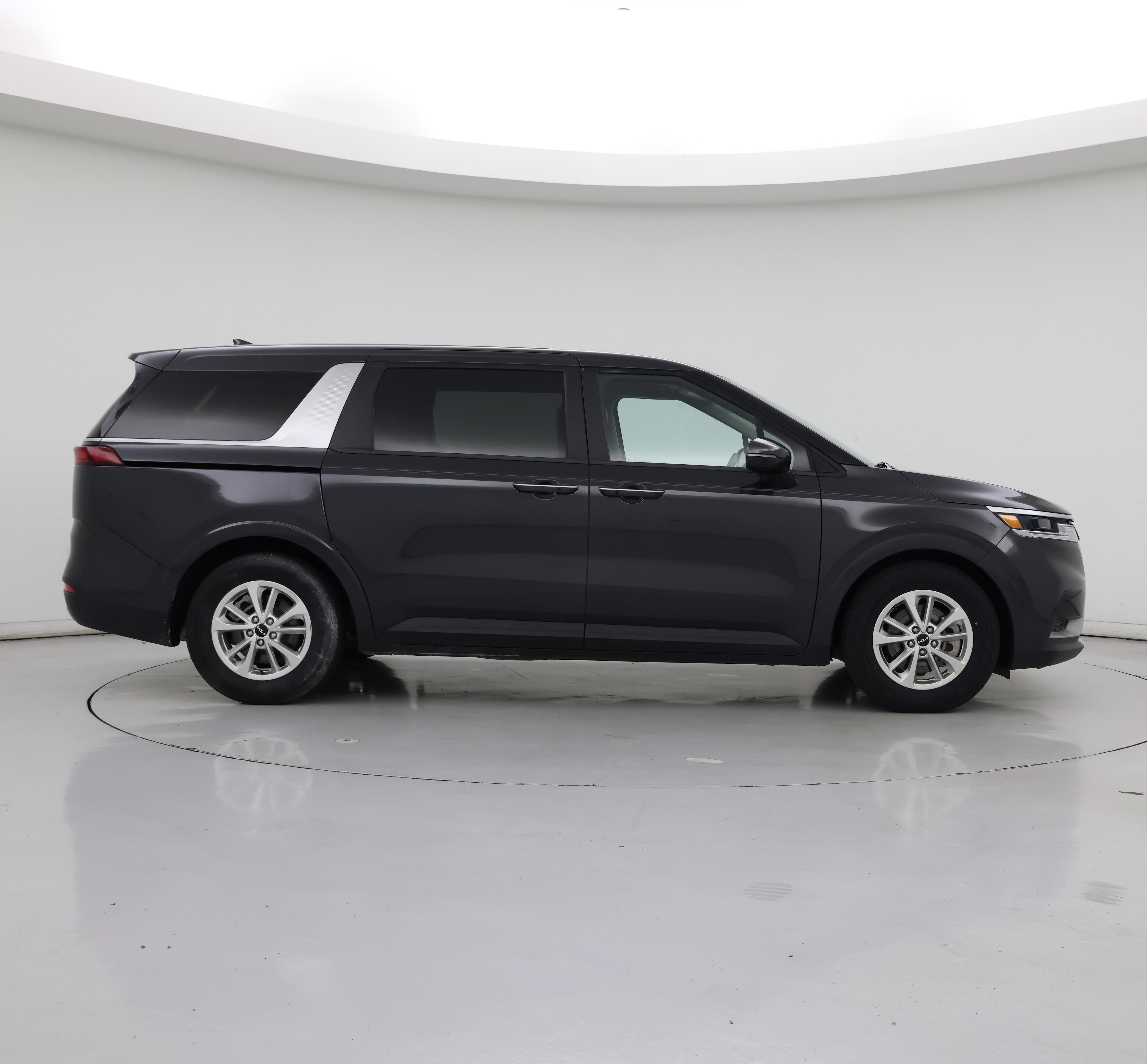 Thumbnail: 2022 Kia Carnival - 7