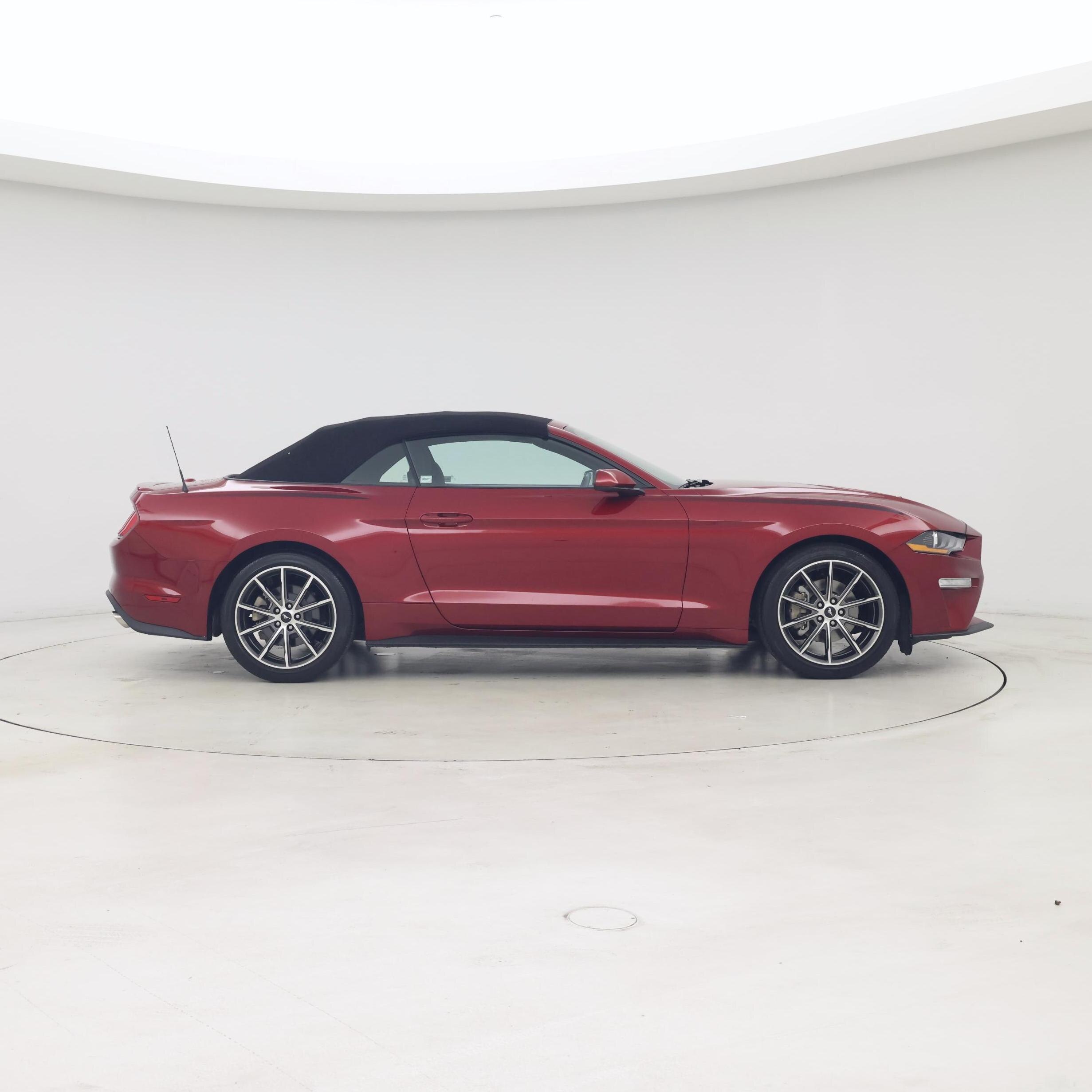 Thumbnail: 2019 Ford Mustang - 7