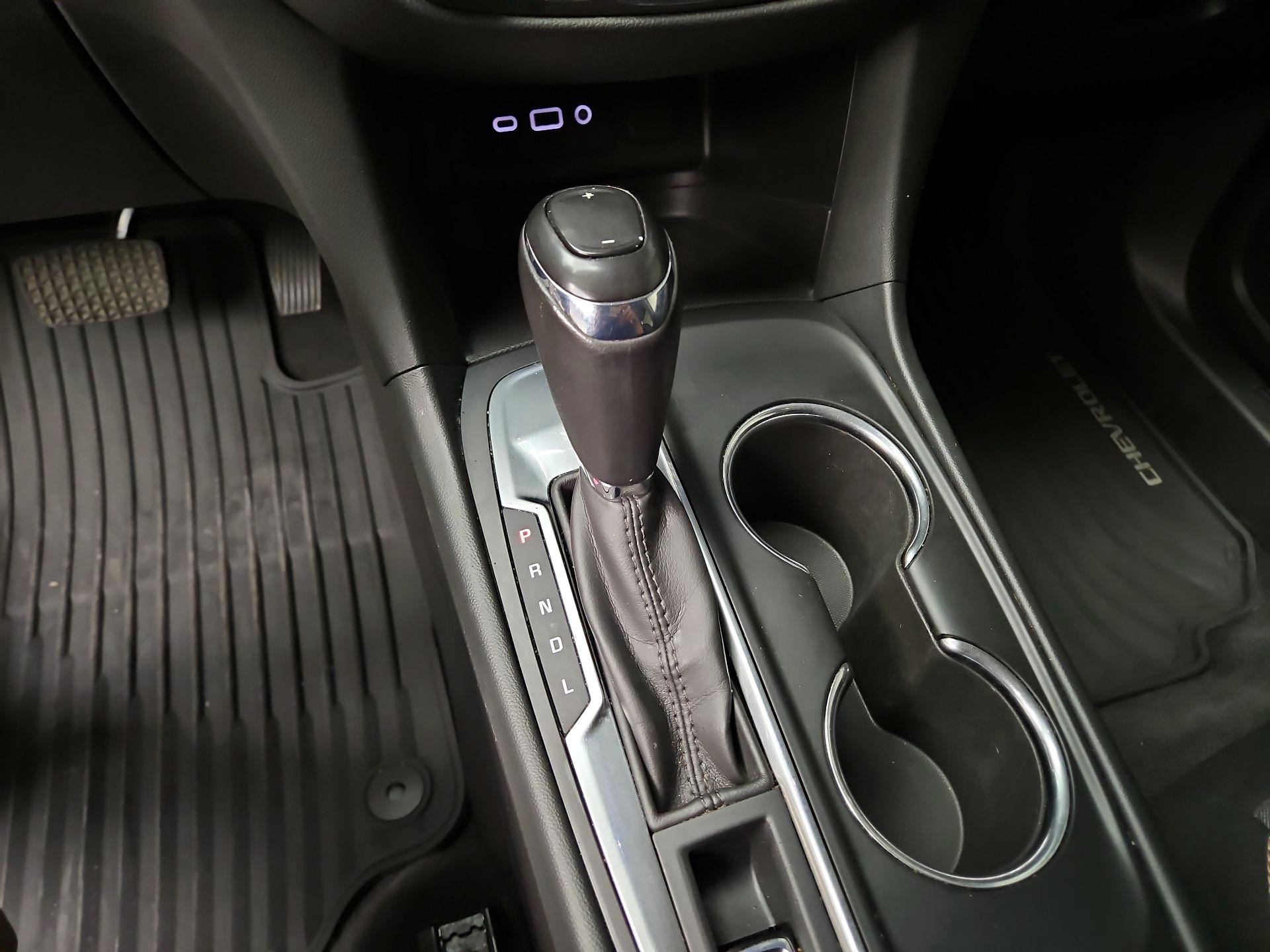 Thumbnail: 2019 Chevrolet Equinox - 17