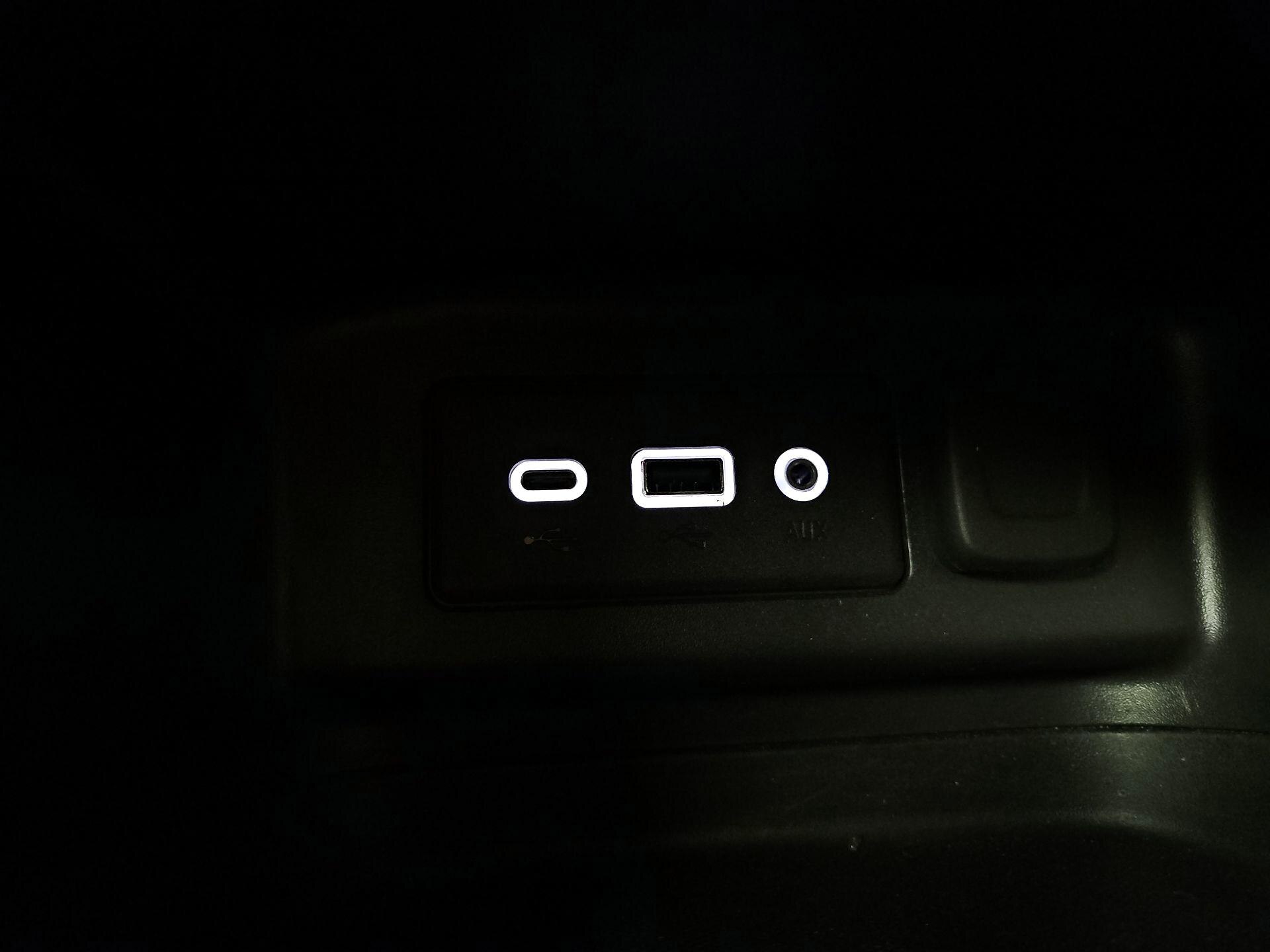 Thumbnail: 2019 Chevrolet Equinox - 18