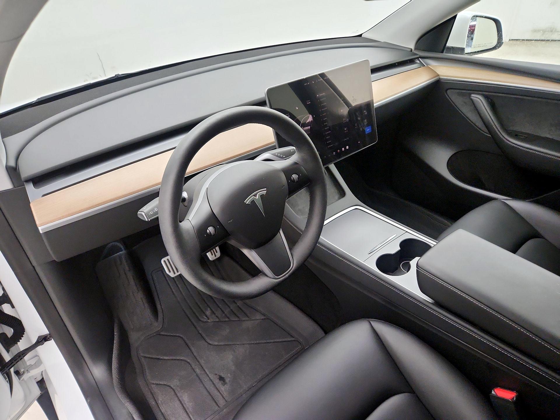 Thumbnail: 2023 Tesla Model Y - 9