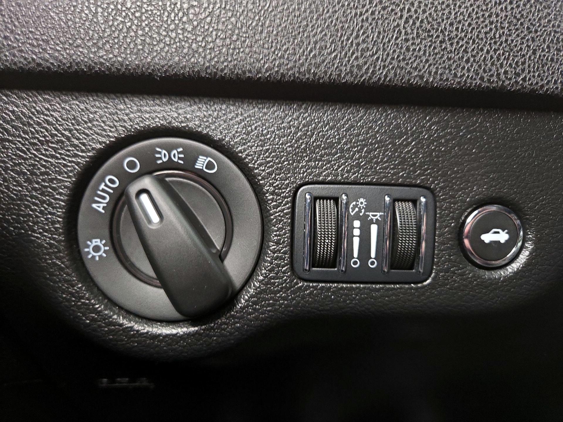 Thumbnail: 2023 Dodge Charger - 13