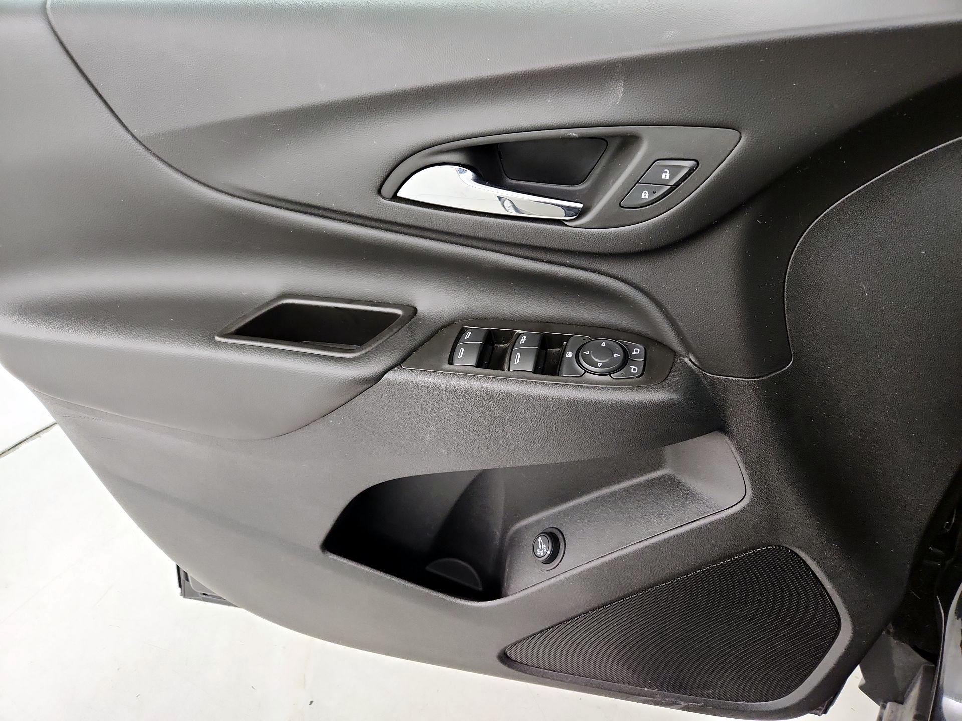 Thumbnail: 2023 Chevrolet Equinox - 12