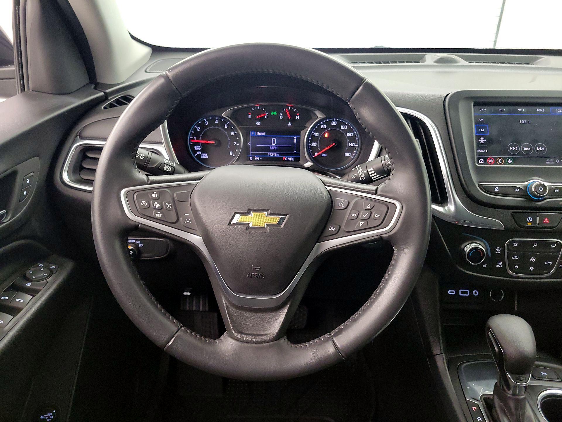 Thumbnail: 2022 Chevrolet Equinox - 10