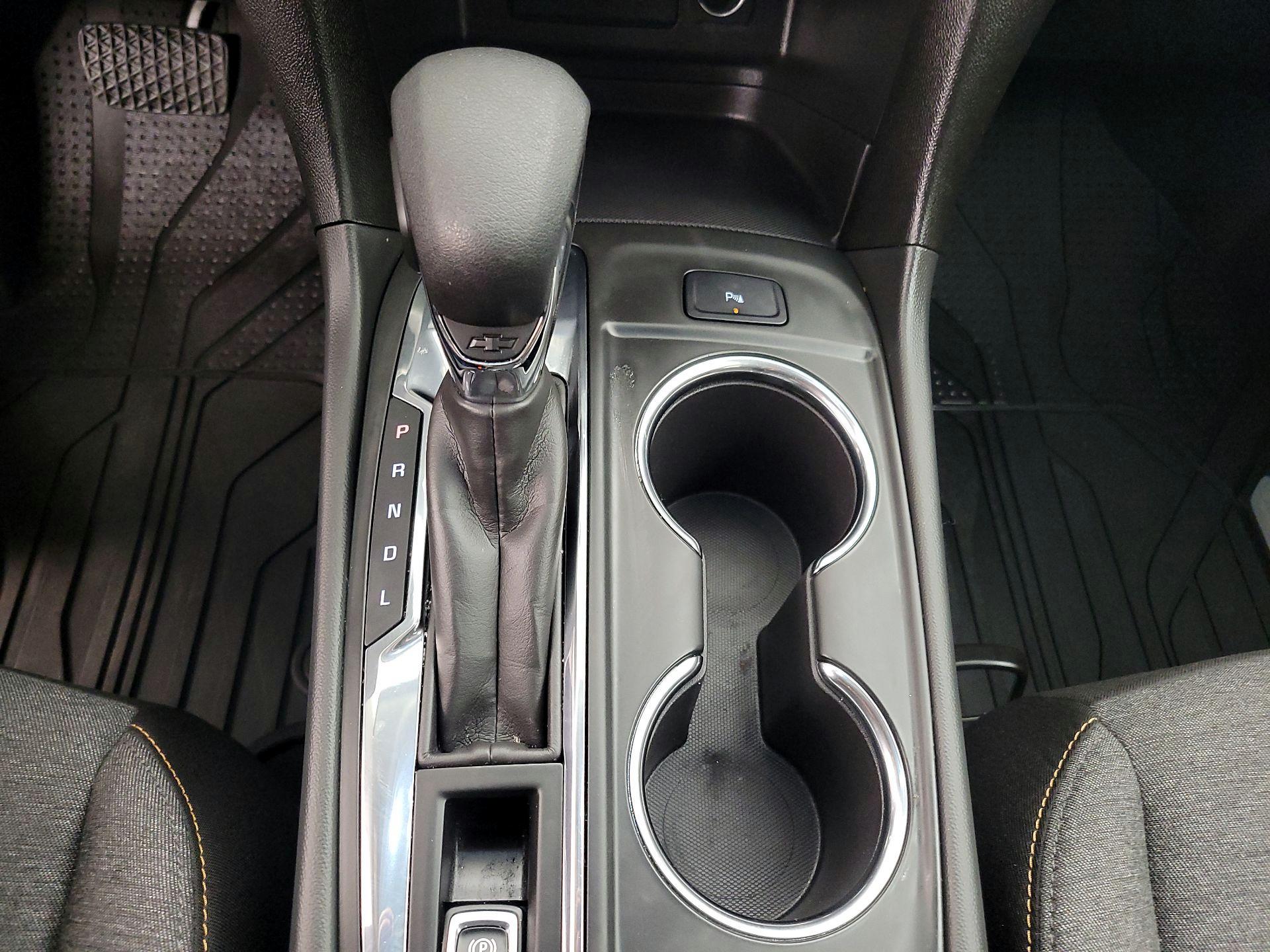 Thumbnail: 2022 Chevrolet Equinox - 17