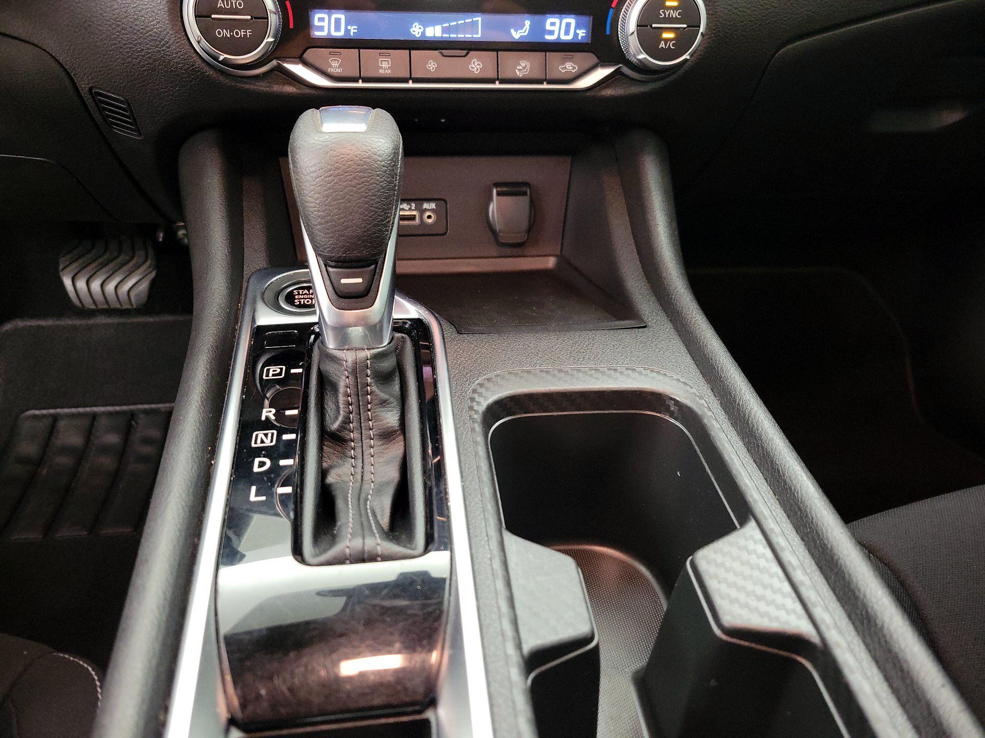 Thumbnail: 2020 Nissan Sentra - 17