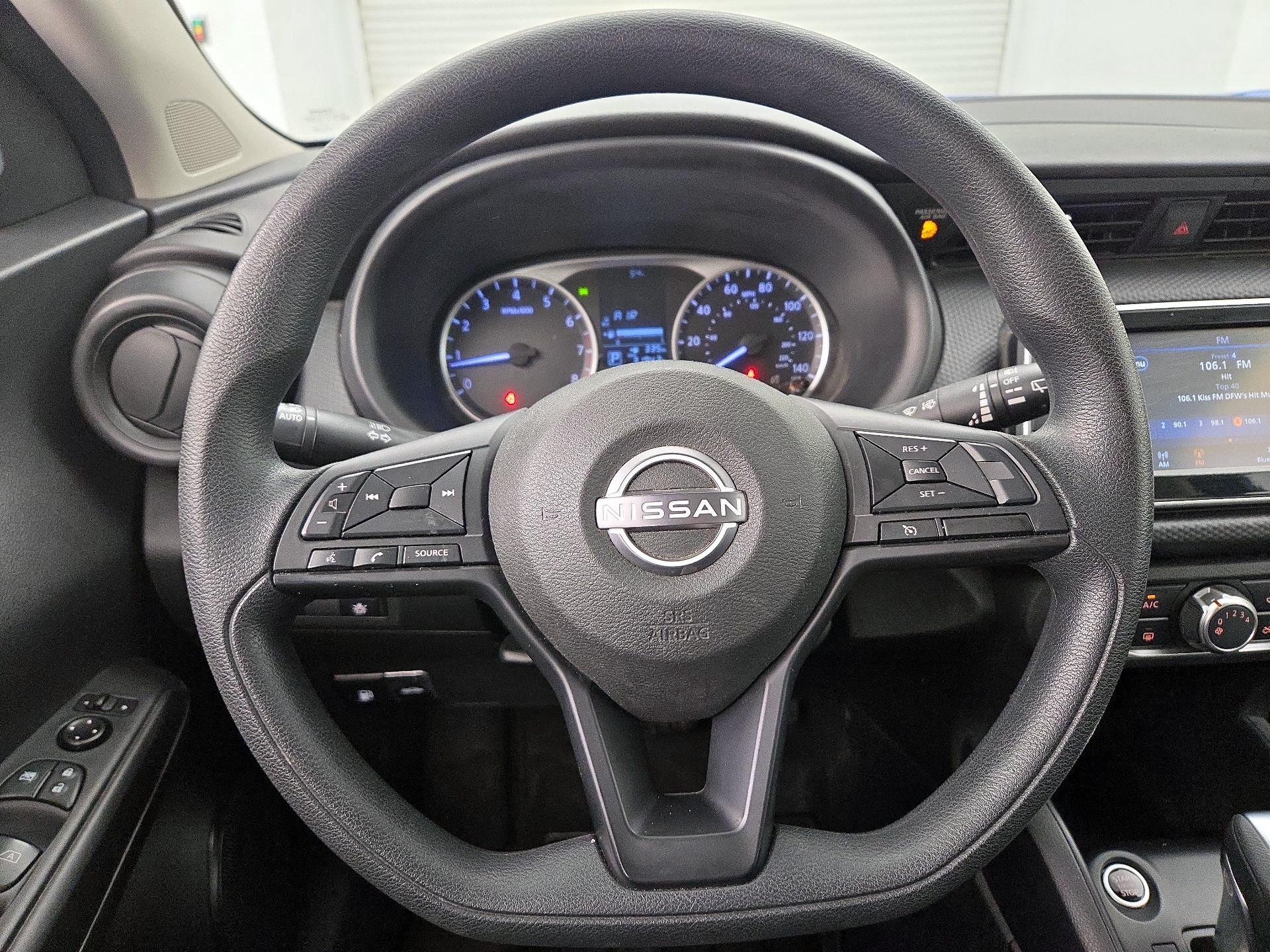 Thumbnail: 2023 Nissan Kicks - 10