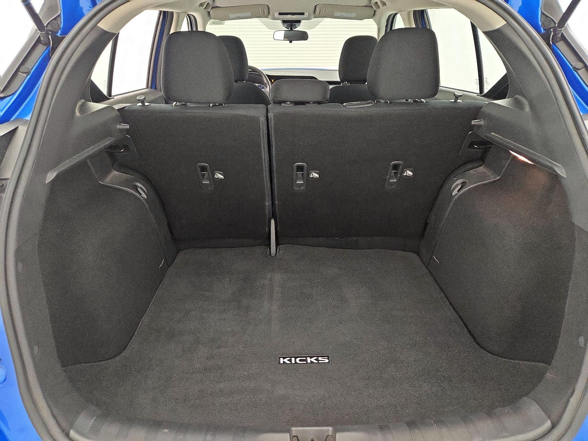 Thumbnail: 2023 Nissan Kicks - 20