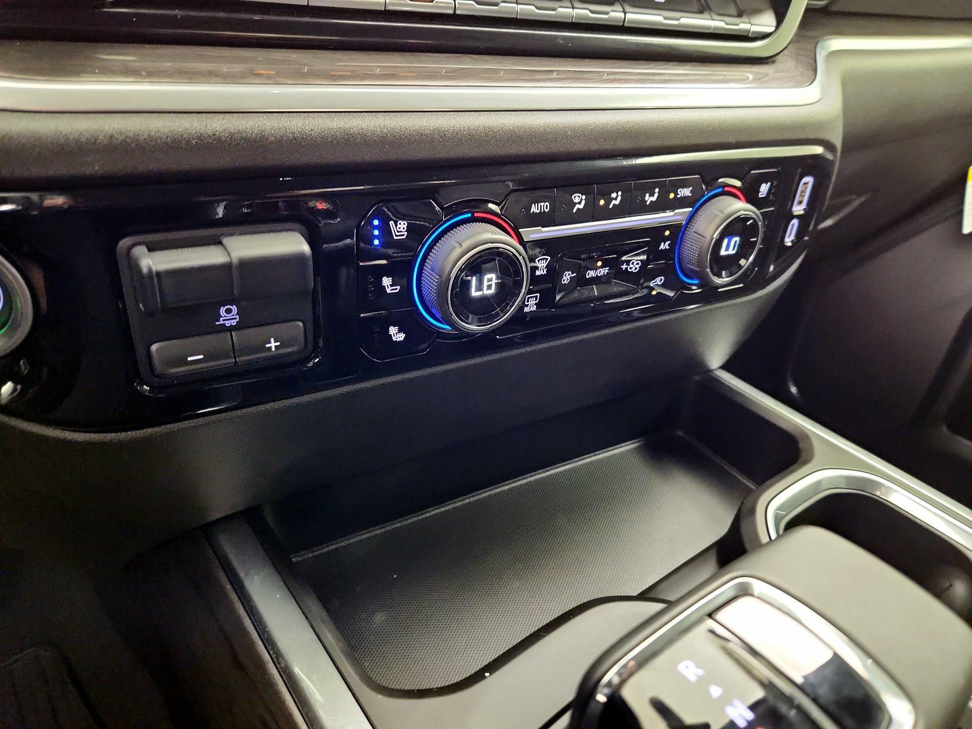 Thumbnail: 2024 Chevrolet Silverado 1500 - 16