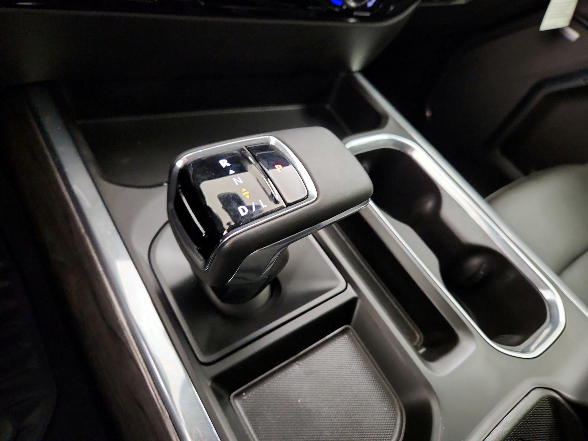 Thumbnail: 2024 Chevrolet Silverado 1500 - 17