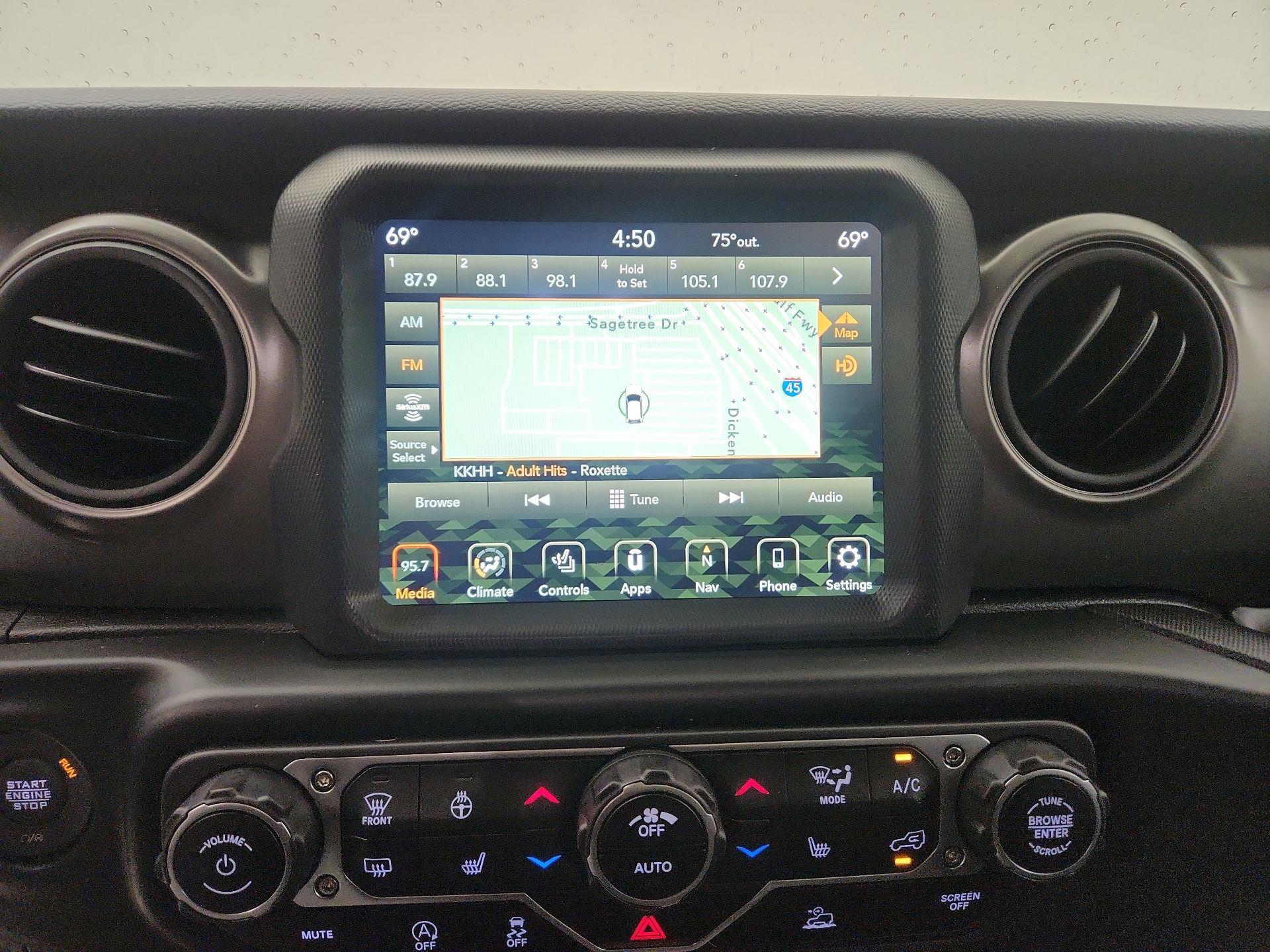 Thumbnail: 2023 Jeep Gladiator - 13