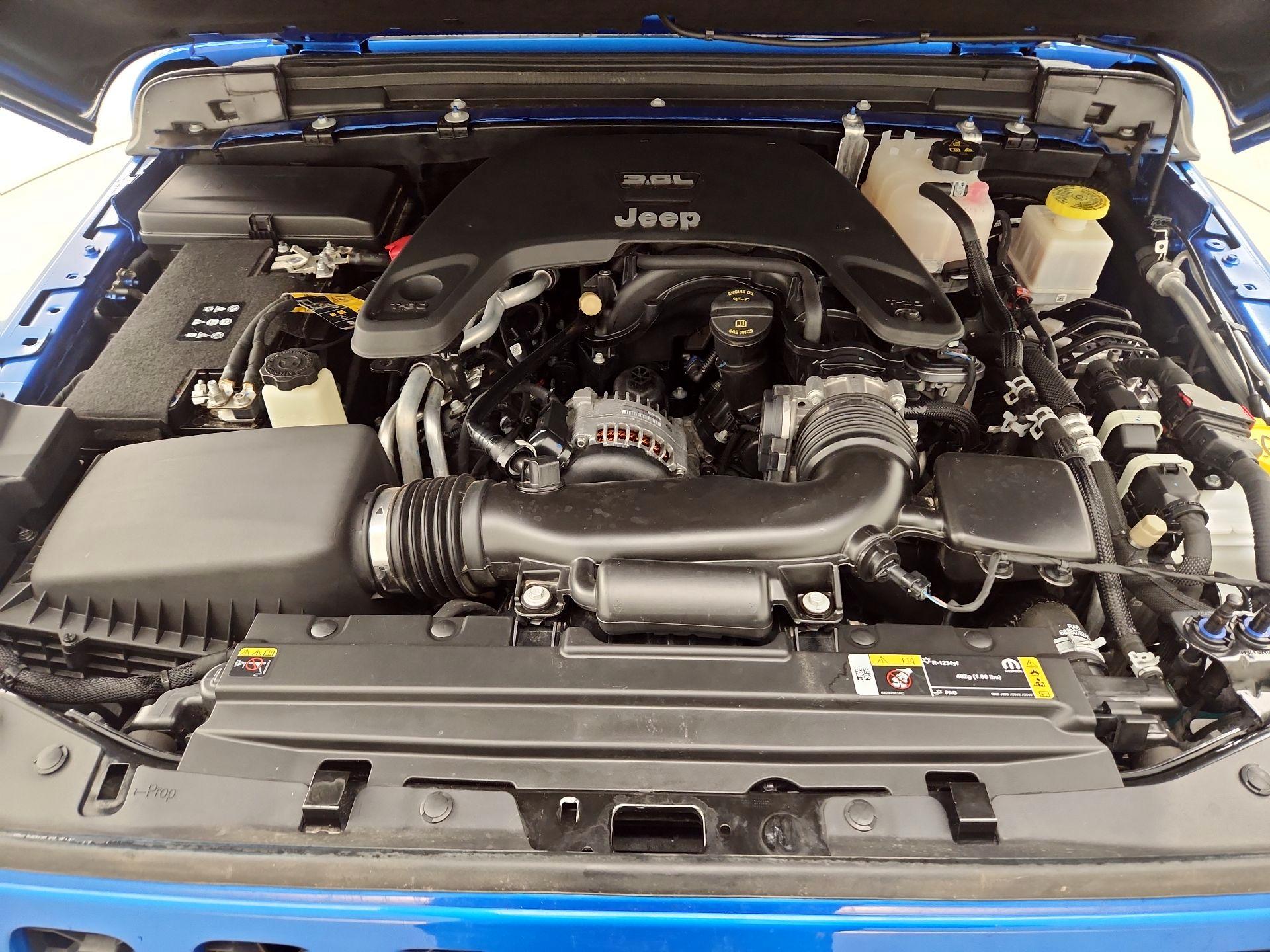 Thumbnail: 2023 Jeep Gladiator - 17