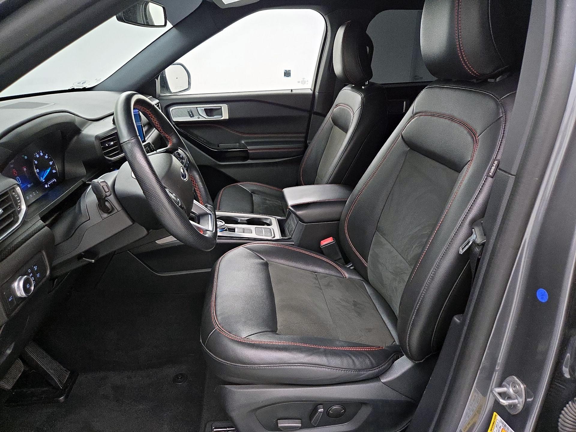 Thumbnail: 2022 Ford Explorer - 11