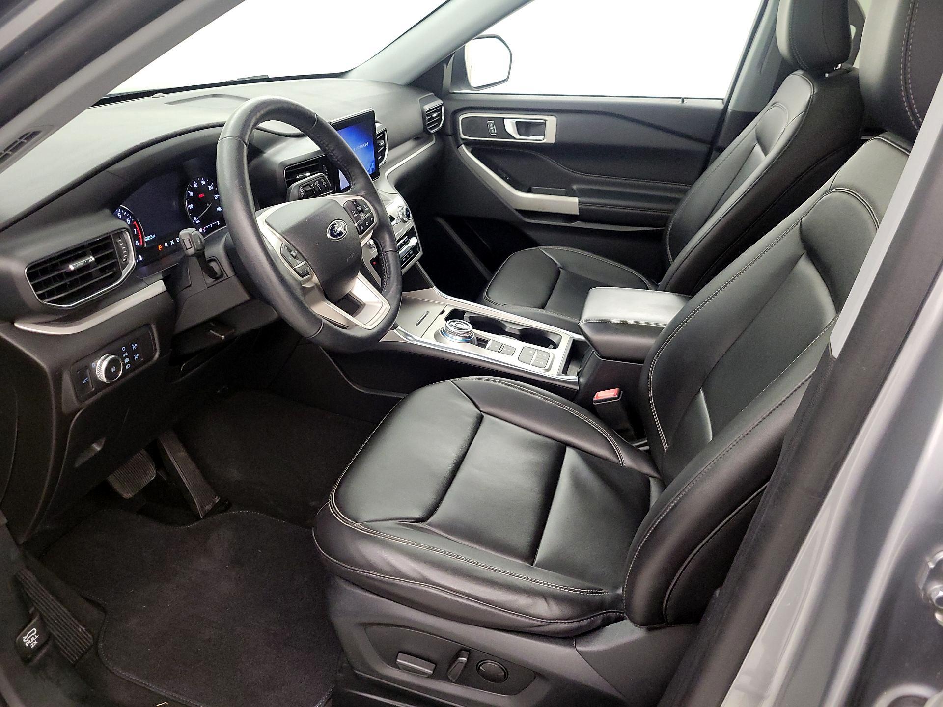 Thumbnail: 2022 Ford Explorer - 11