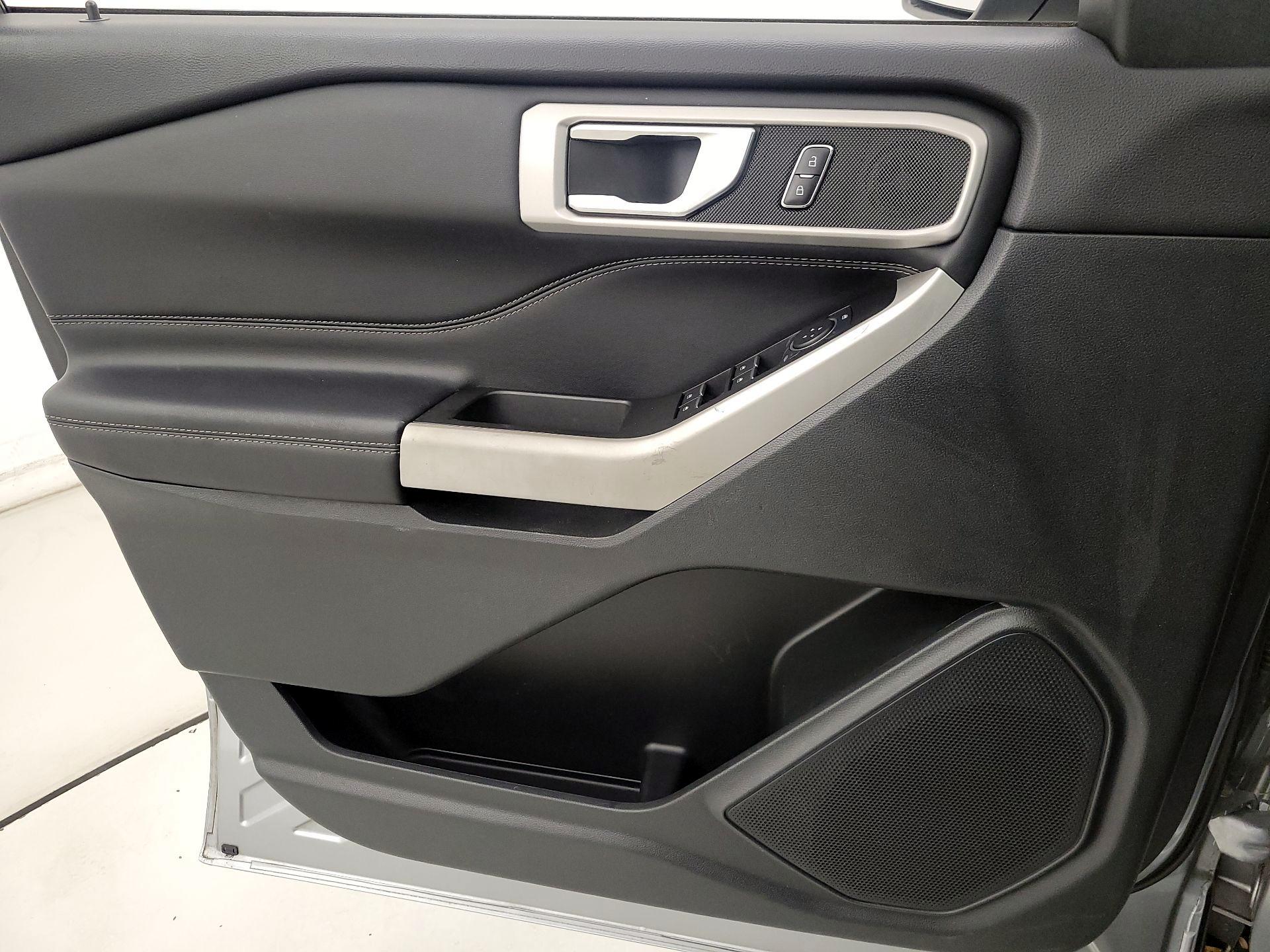 Thumbnail: 2022 Ford Explorer - 12