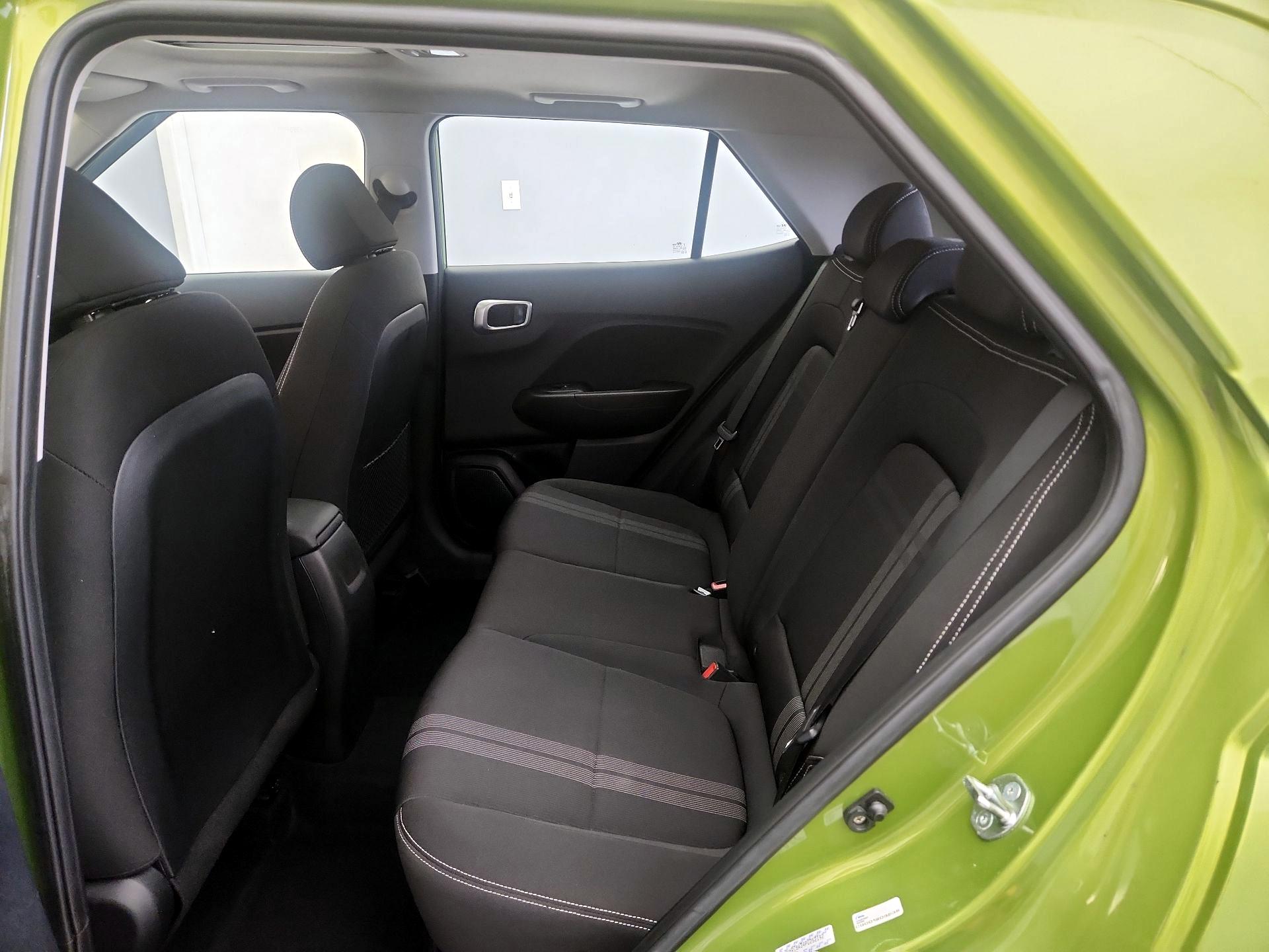 Thumbnail: 2023 Hyundai Venue - 20