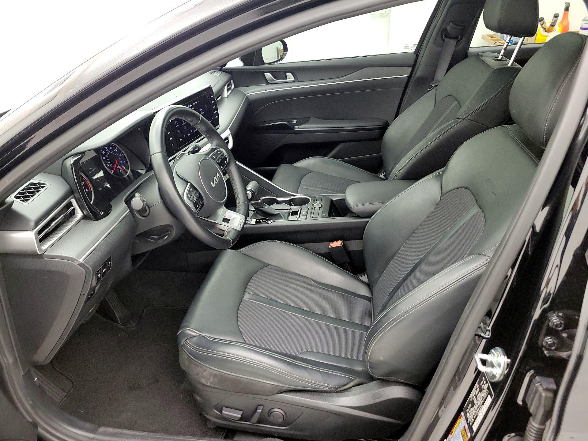 Thumbnail: 2023 Kia K5 - 11