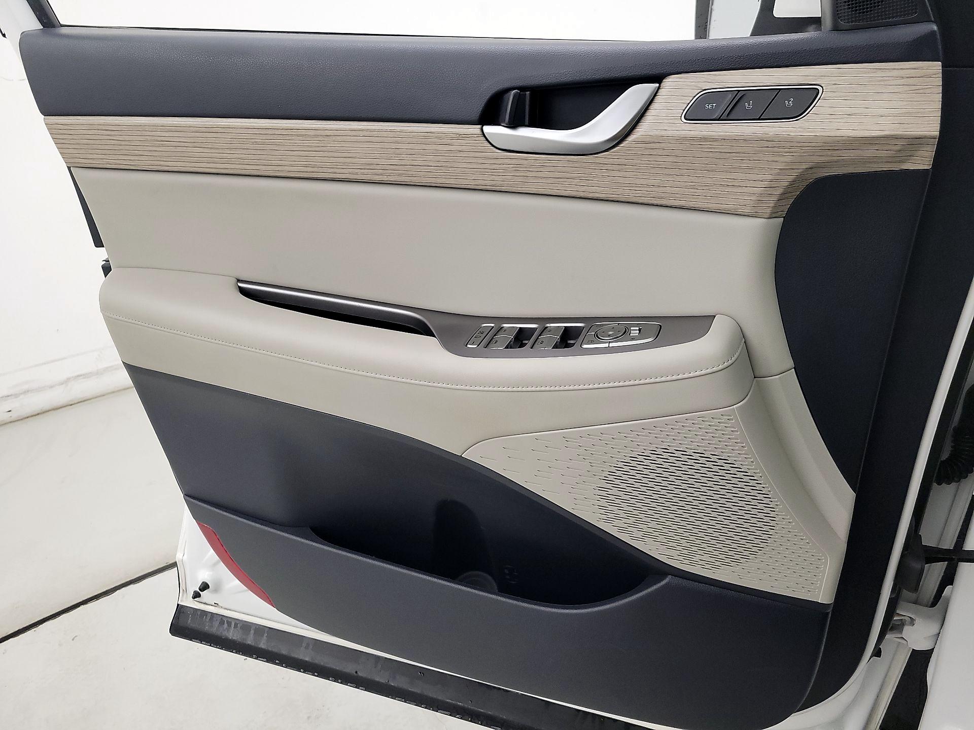 Thumbnail: 2021 Hyundai Palisade - 12