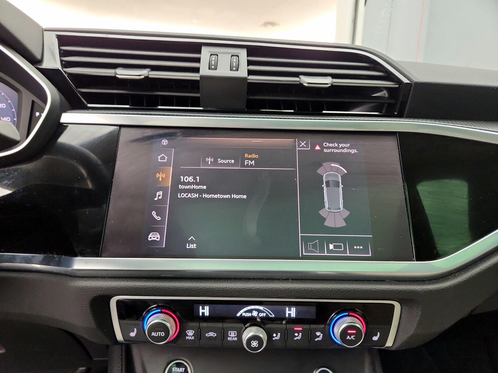 Thumbnail: 2021 Audi Q3 - 15