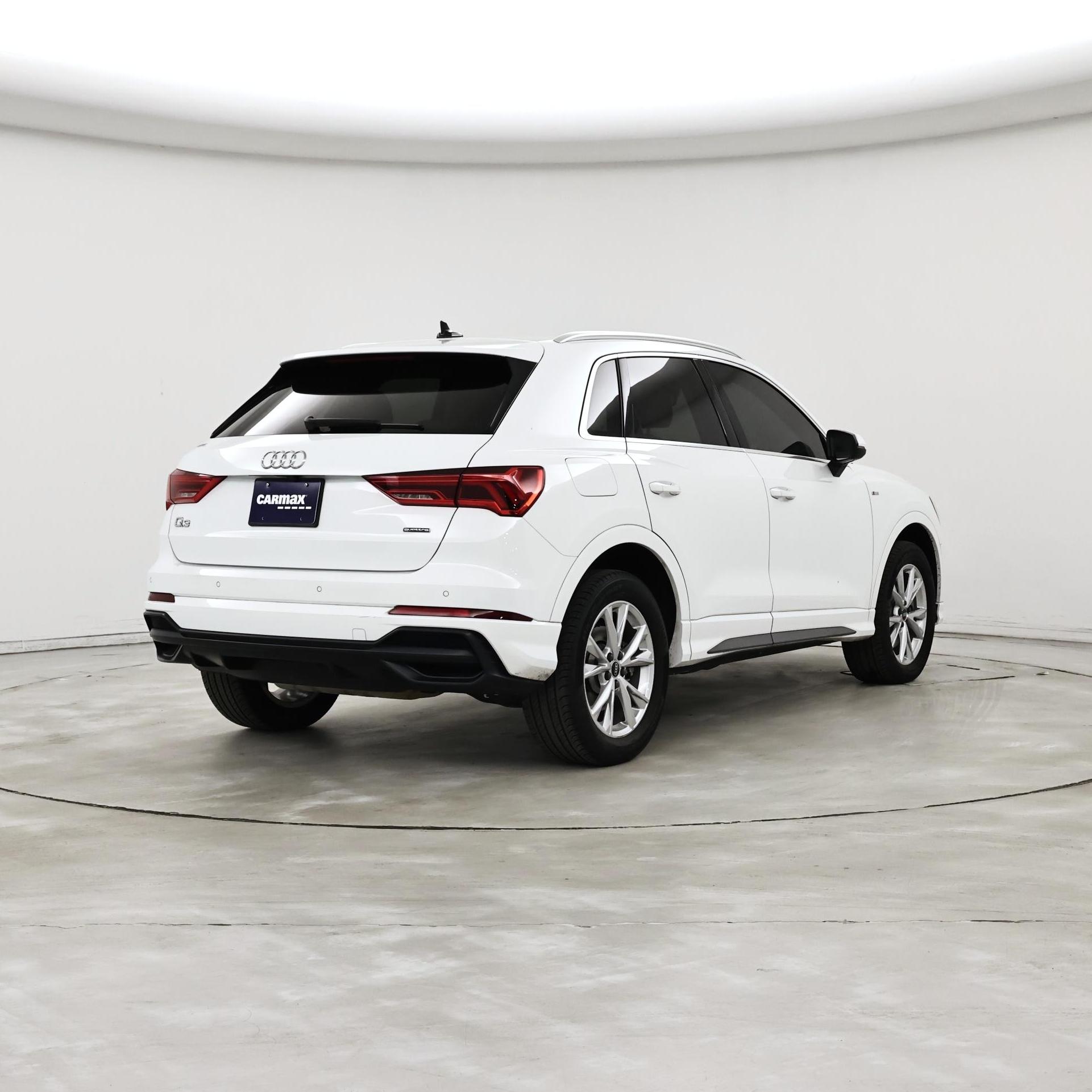 Thumbnail: 2021 Audi Q3 - 8