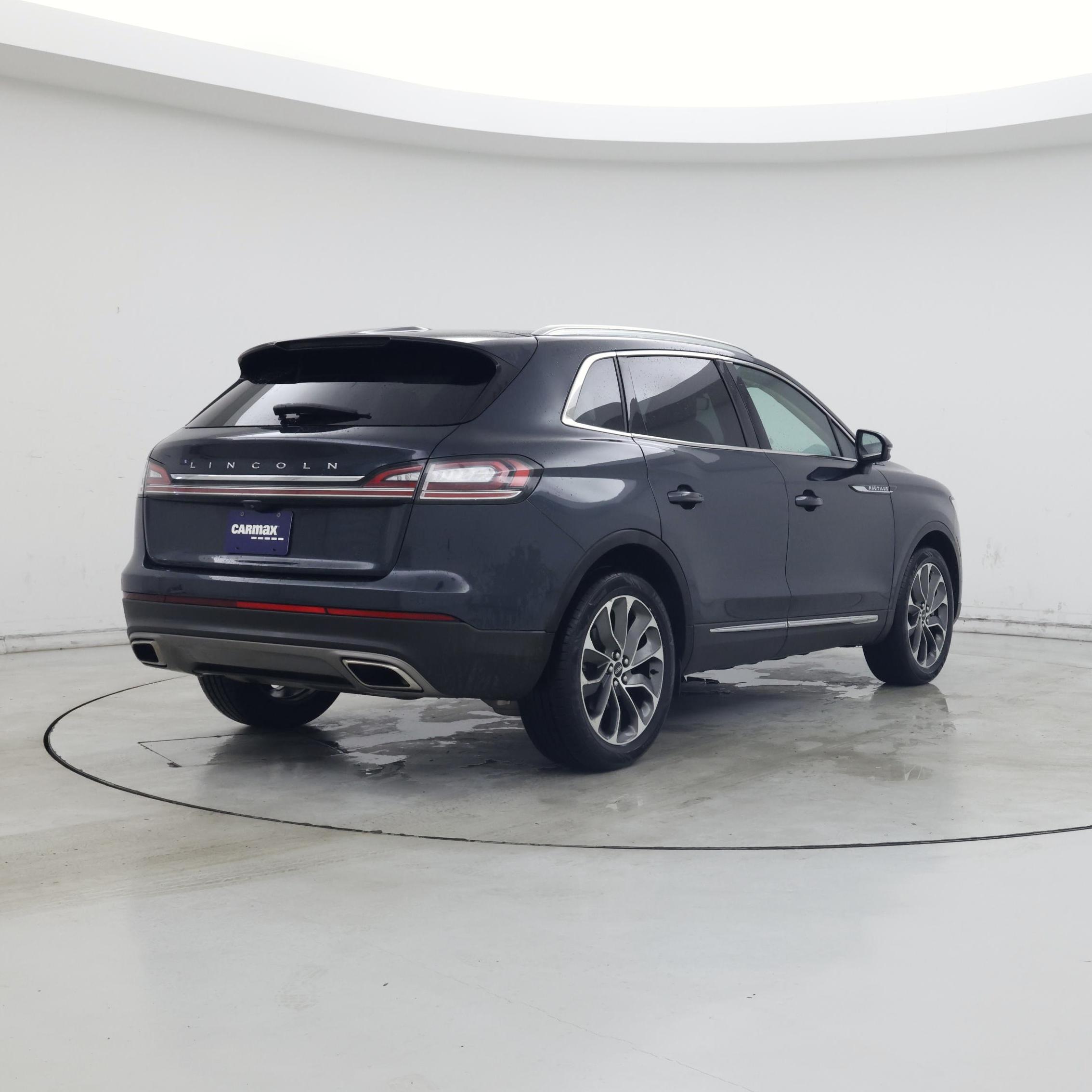 Thumbnail: 2022 Lincoln Nautilus - 8