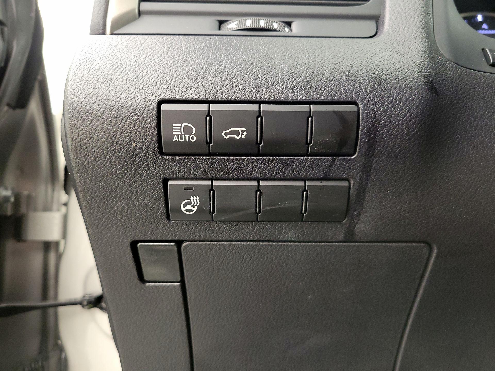 Thumbnail: 2021 Lexus RX - 13