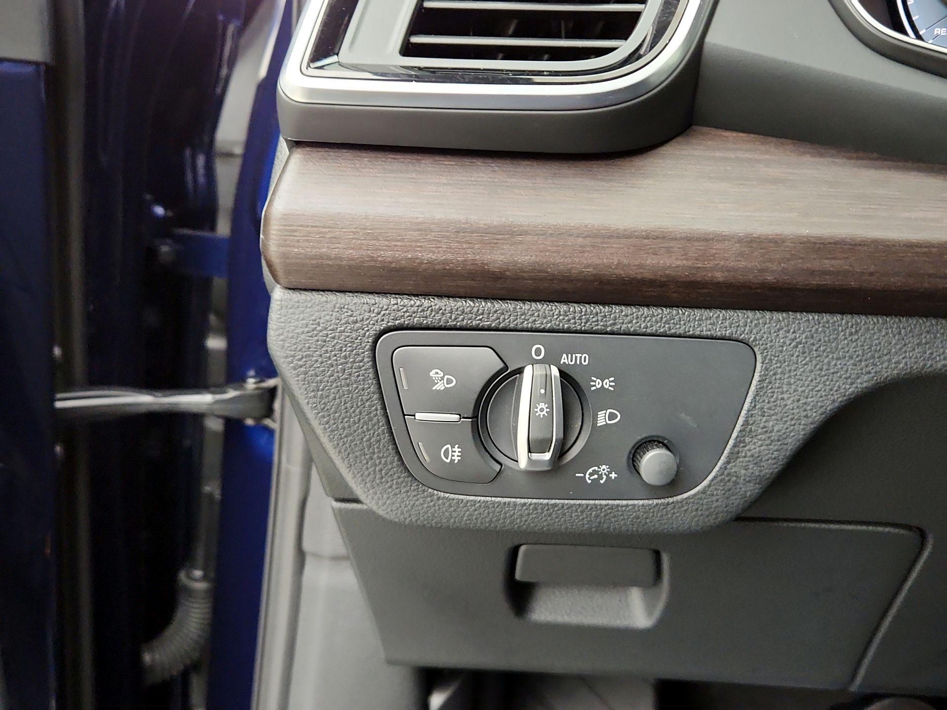 Thumbnail: 2021 Audi Q5 - 13