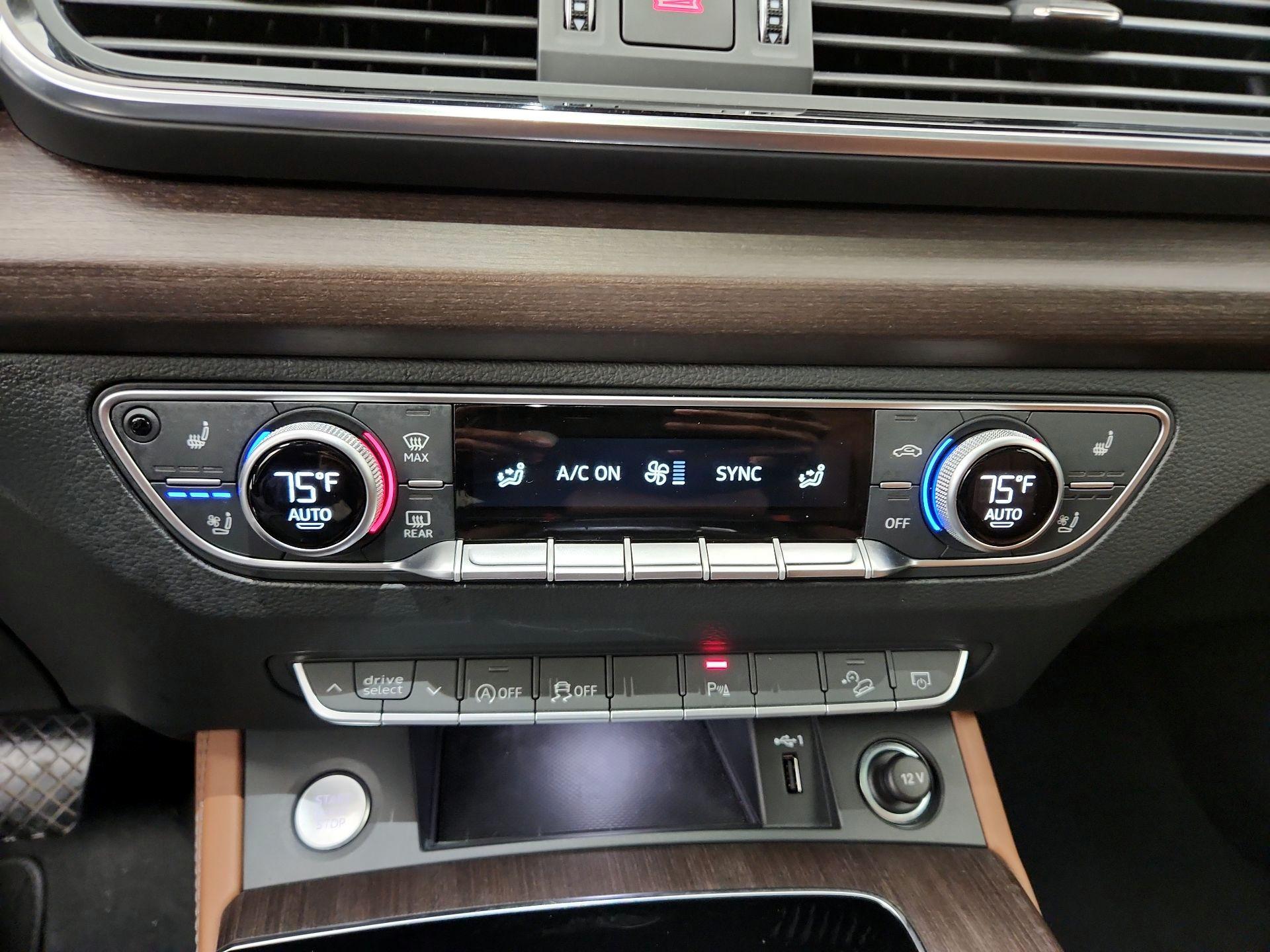 Thumbnail: 2021 Audi Q5 - 17