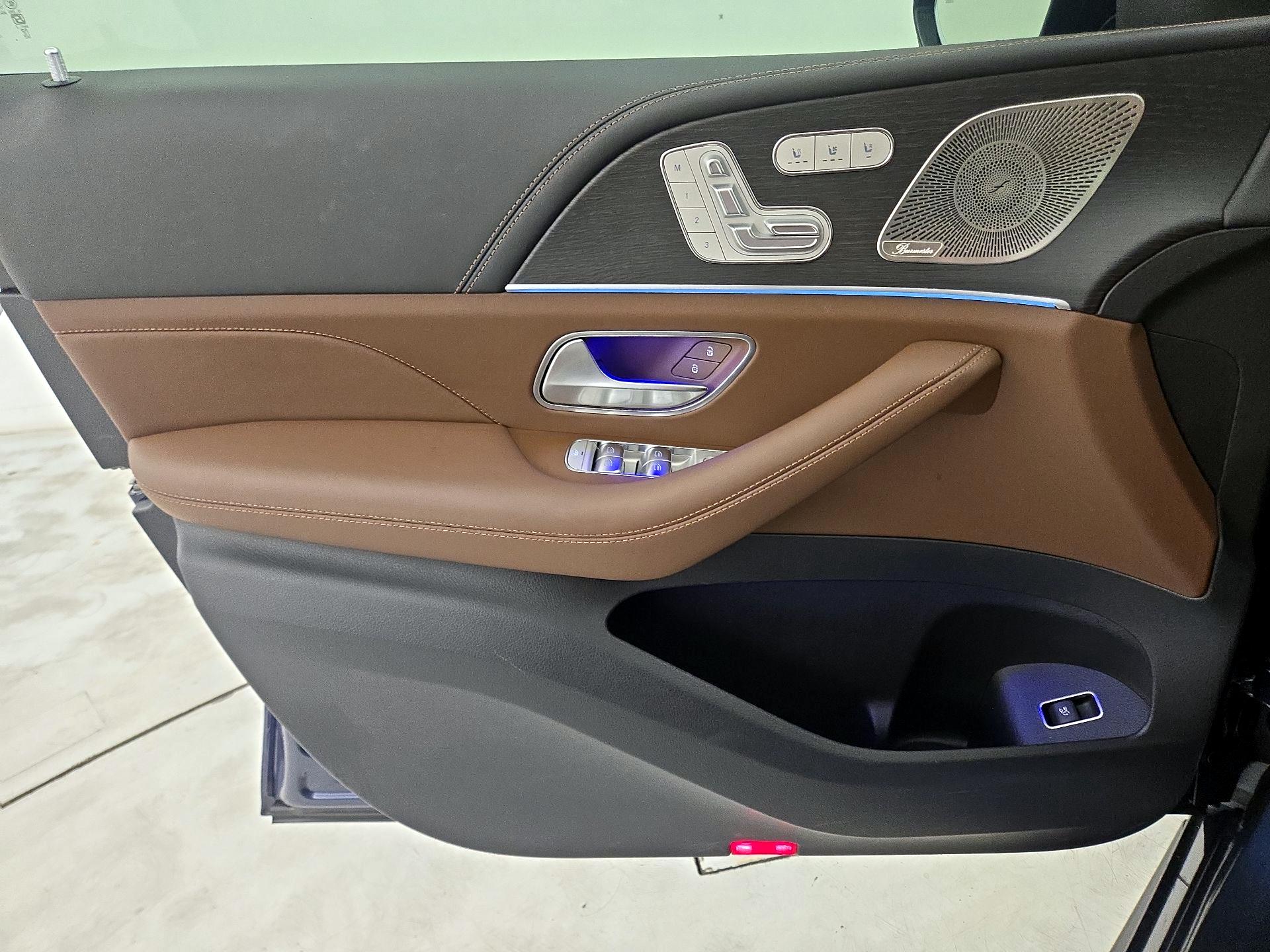 Thumbnail: 2024 Mercedes-Benz GL-Class - 12