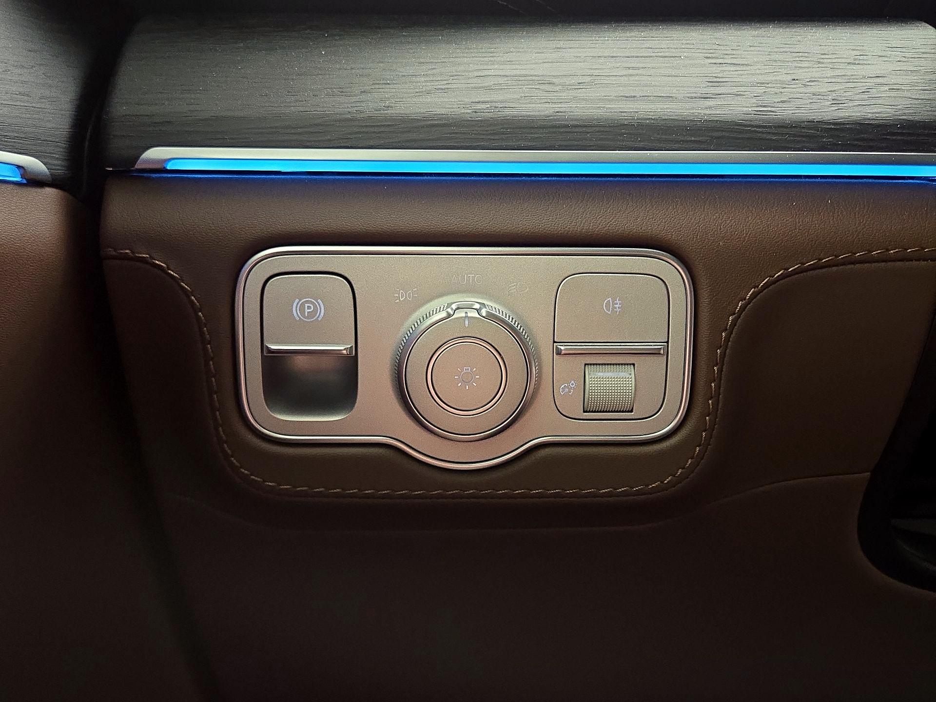 Thumbnail: 2024 Mercedes-Benz GL-Class - 13