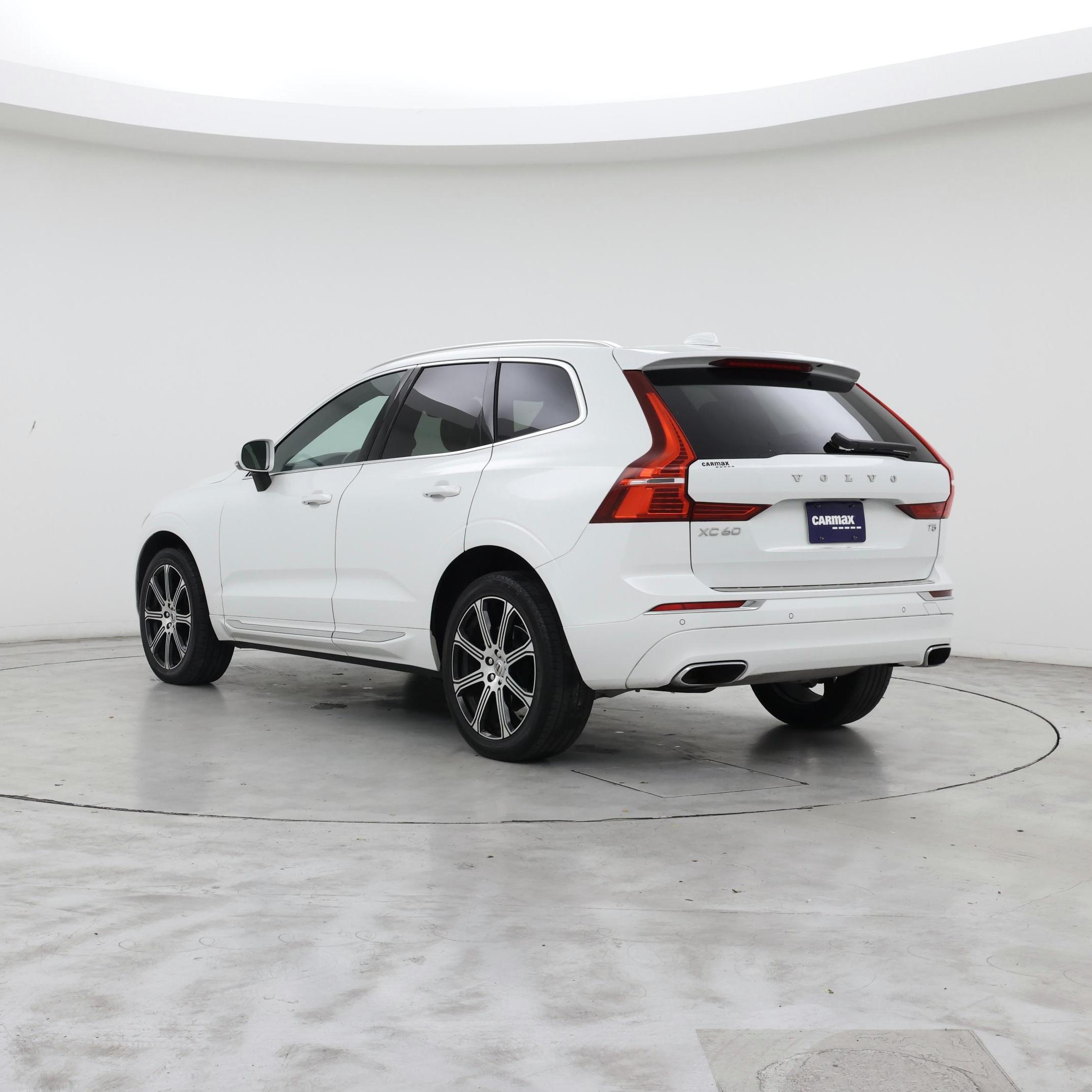 Thumbnail: 2021 Volvo XC60 - 2