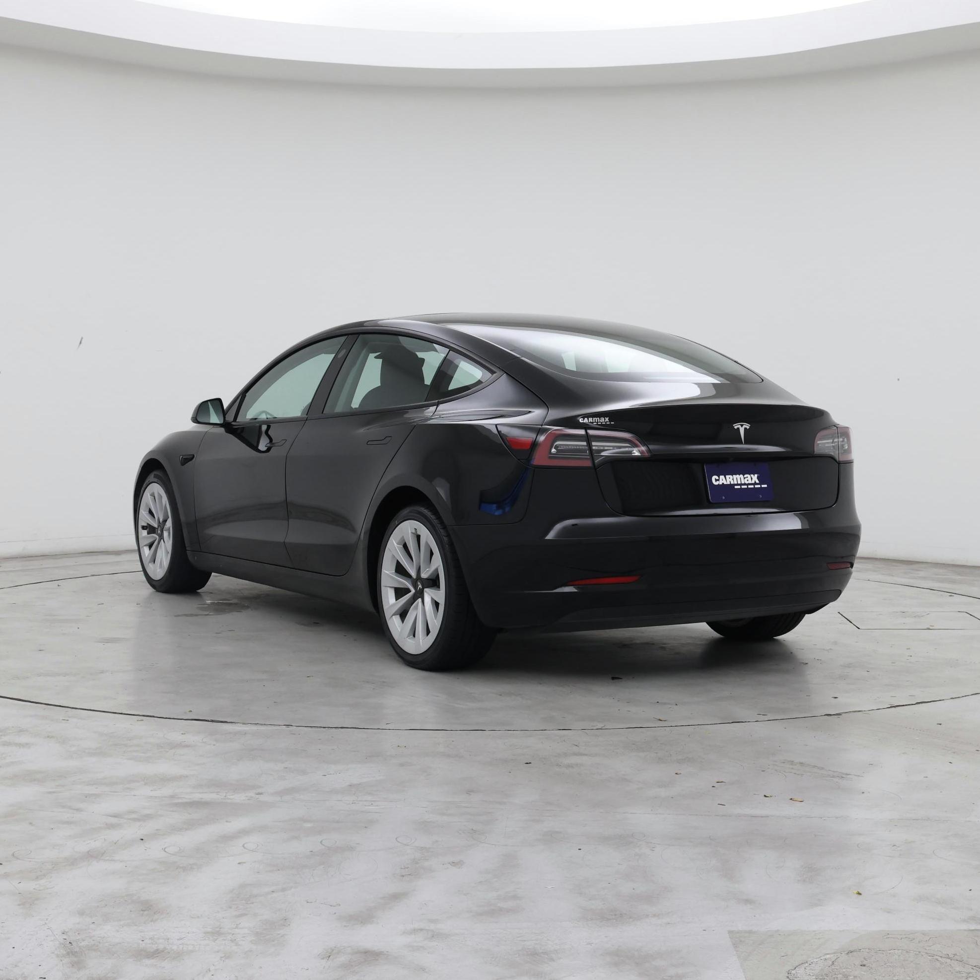 Thumbnail: 2021 Tesla Model 3 - 2