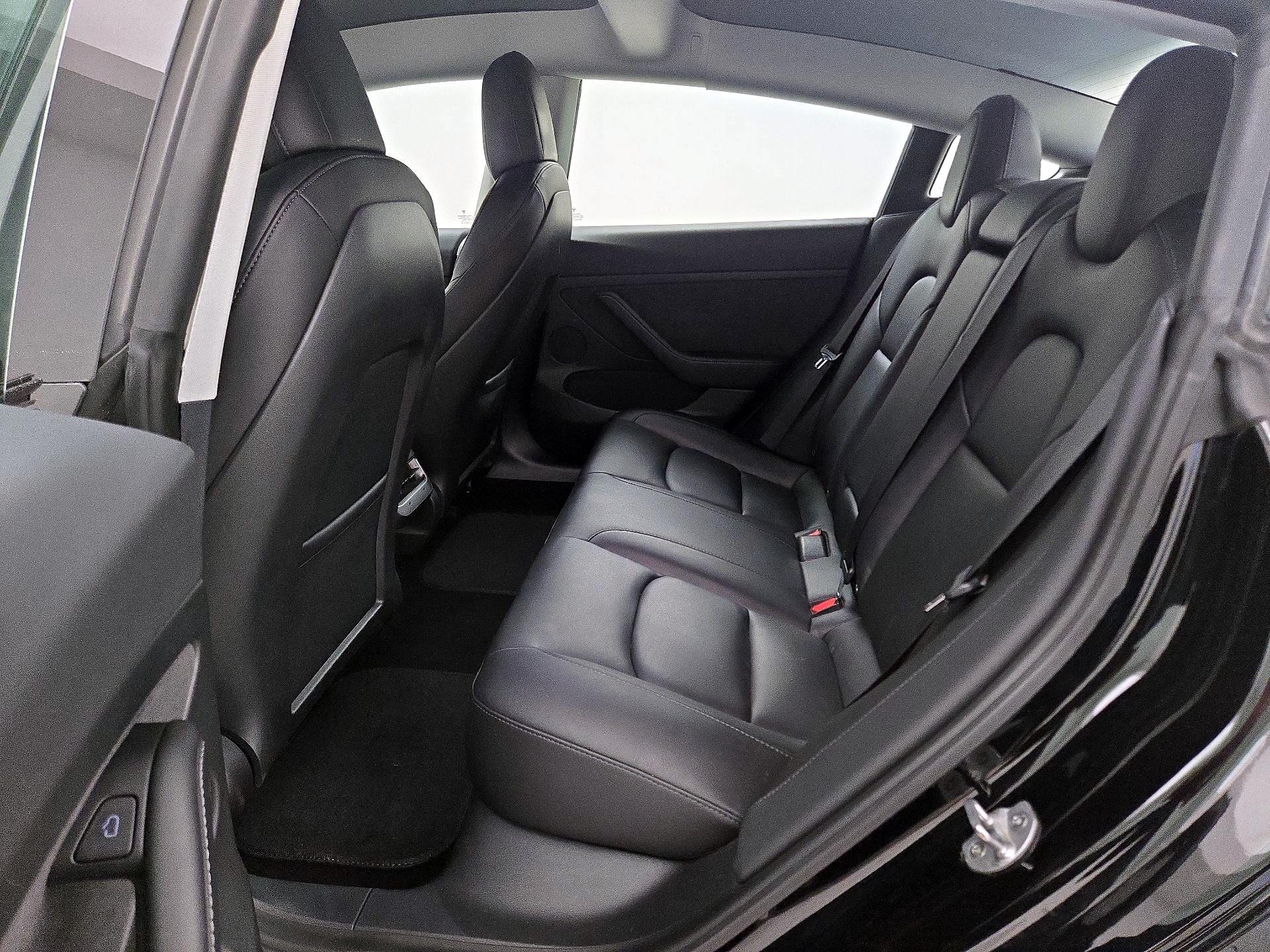 Thumbnail: 2021 Tesla Model 3 - 20