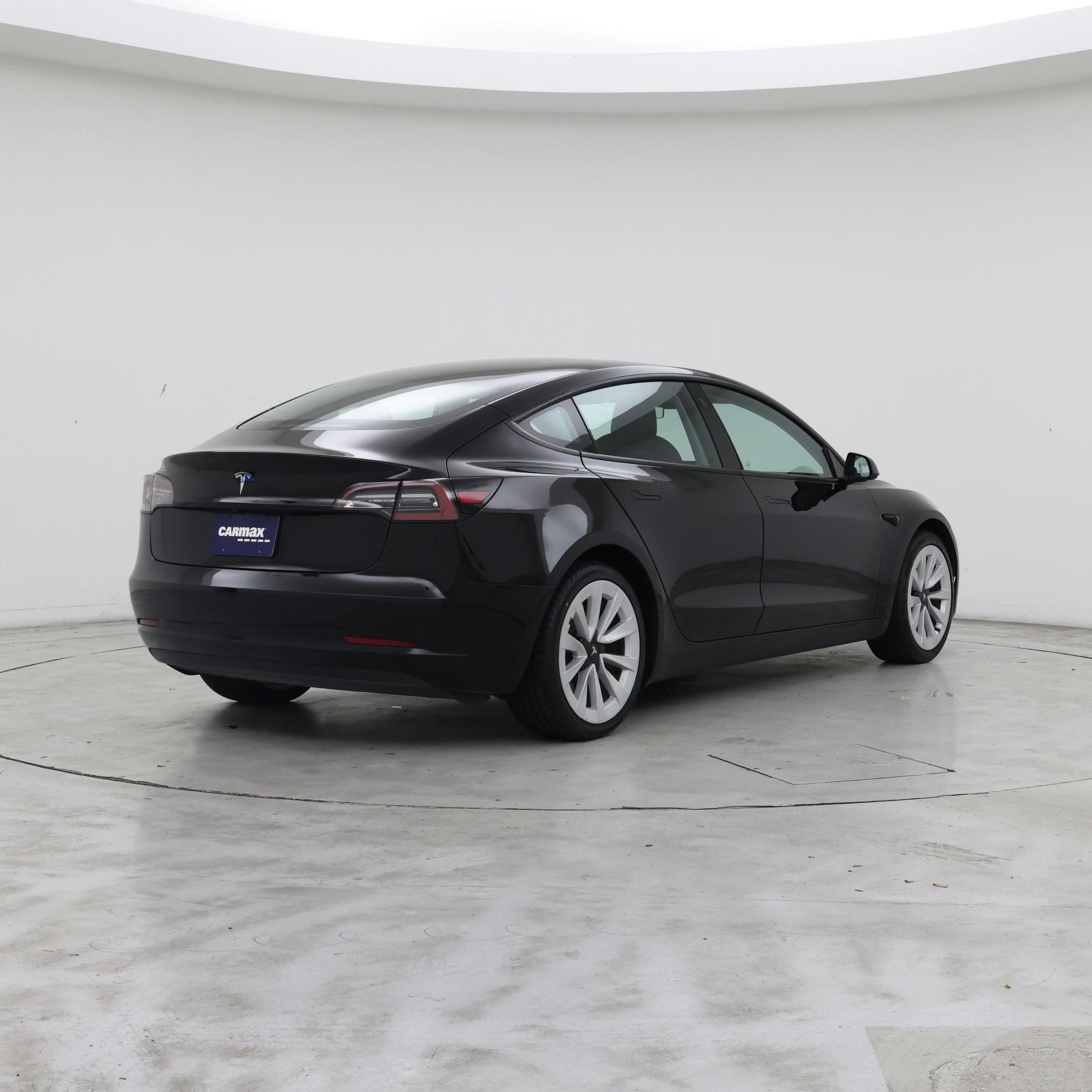 Thumbnail: 2021 Tesla Model 3 - 8