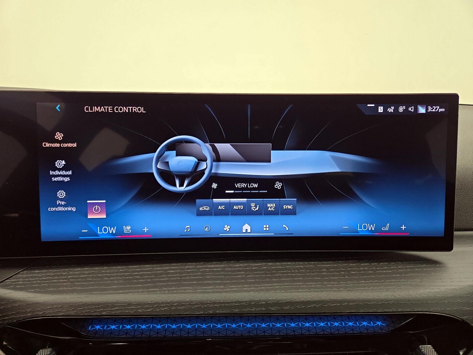 Thumbnail: 2025 BMW 3 Series - 17