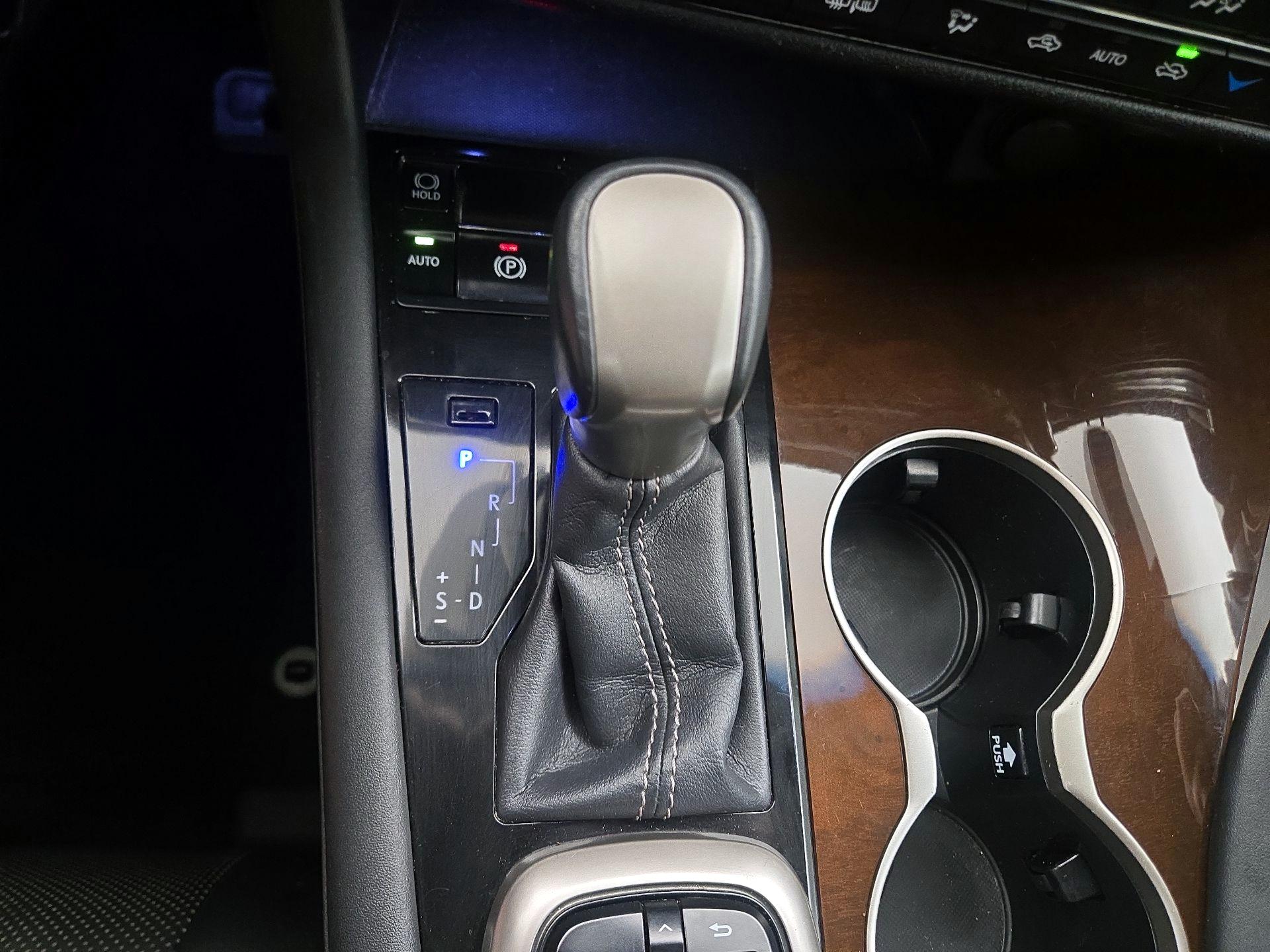 Thumbnail: 2017 Lexus RX - 17