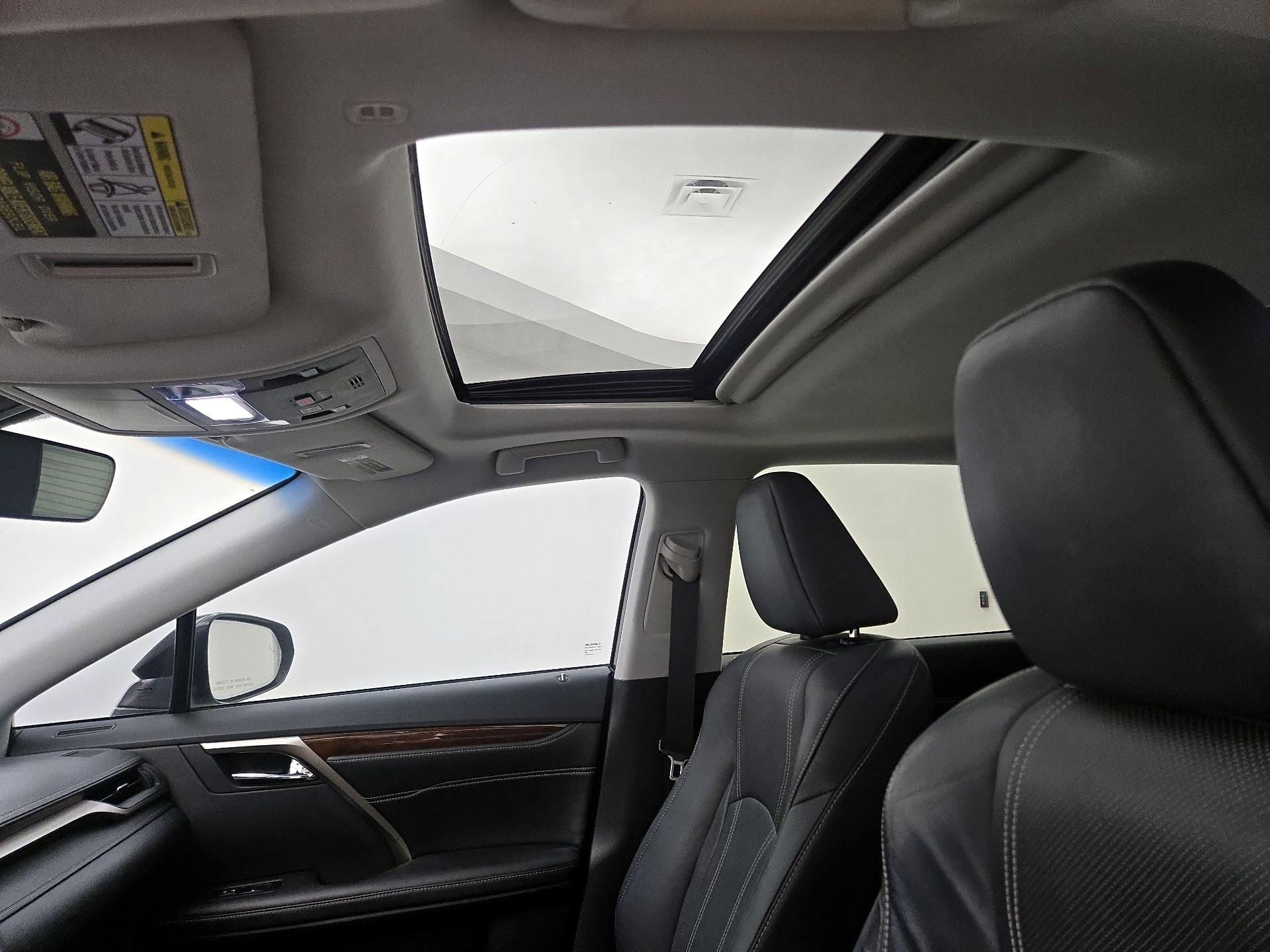 Thumbnail: 2017 Lexus RX - 19