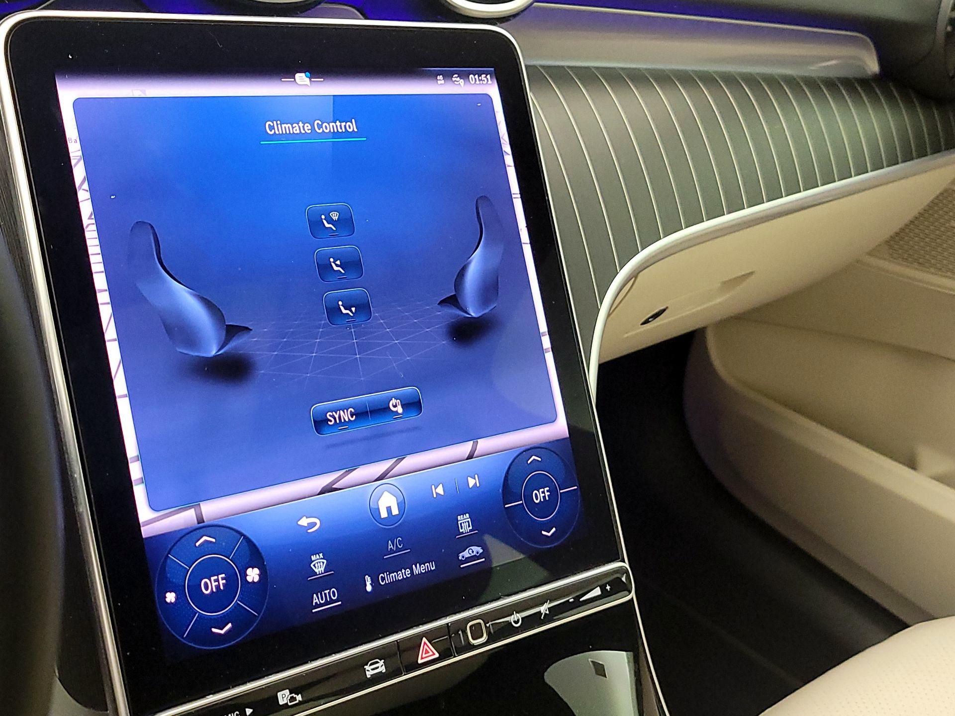 Thumbnail: 2023 Mercedes-Benz C-Class - 17